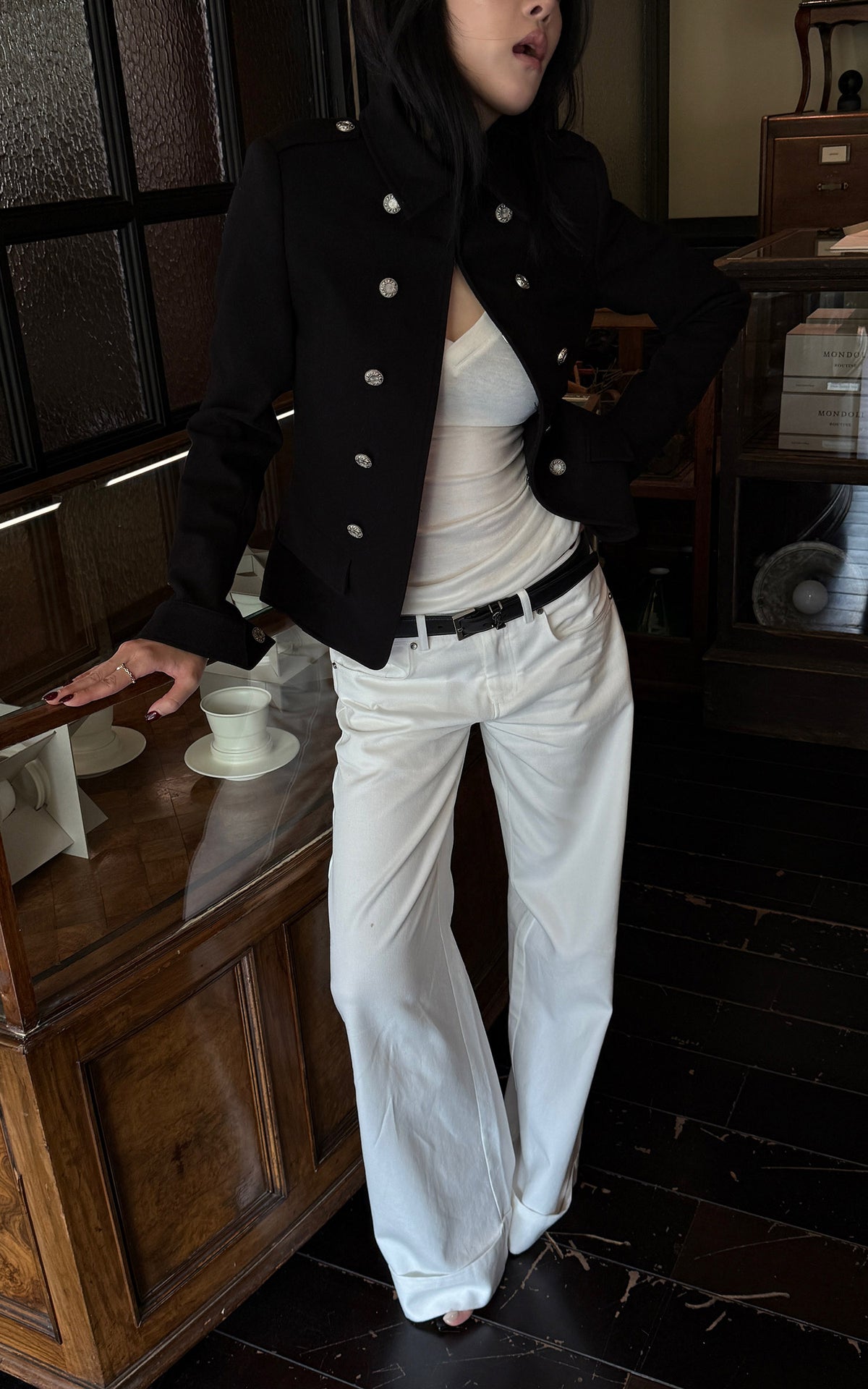 Hydrae Low Rise Wide Leg Turn-Up Cuff Jeans
