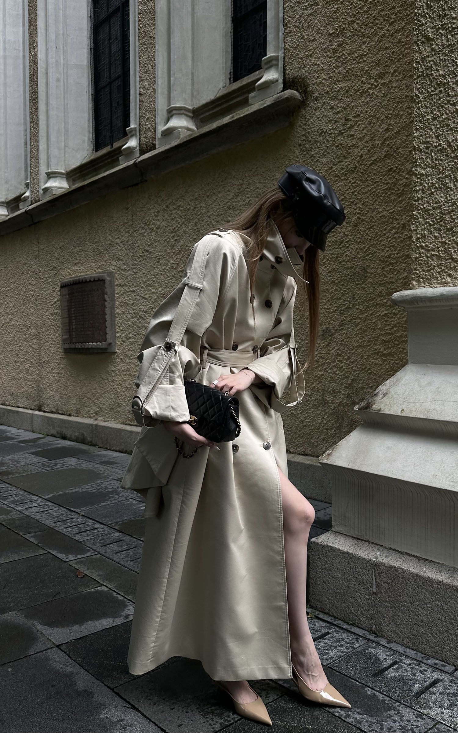 Rase le sol Sculpted High-Collar Layered Trench Coat