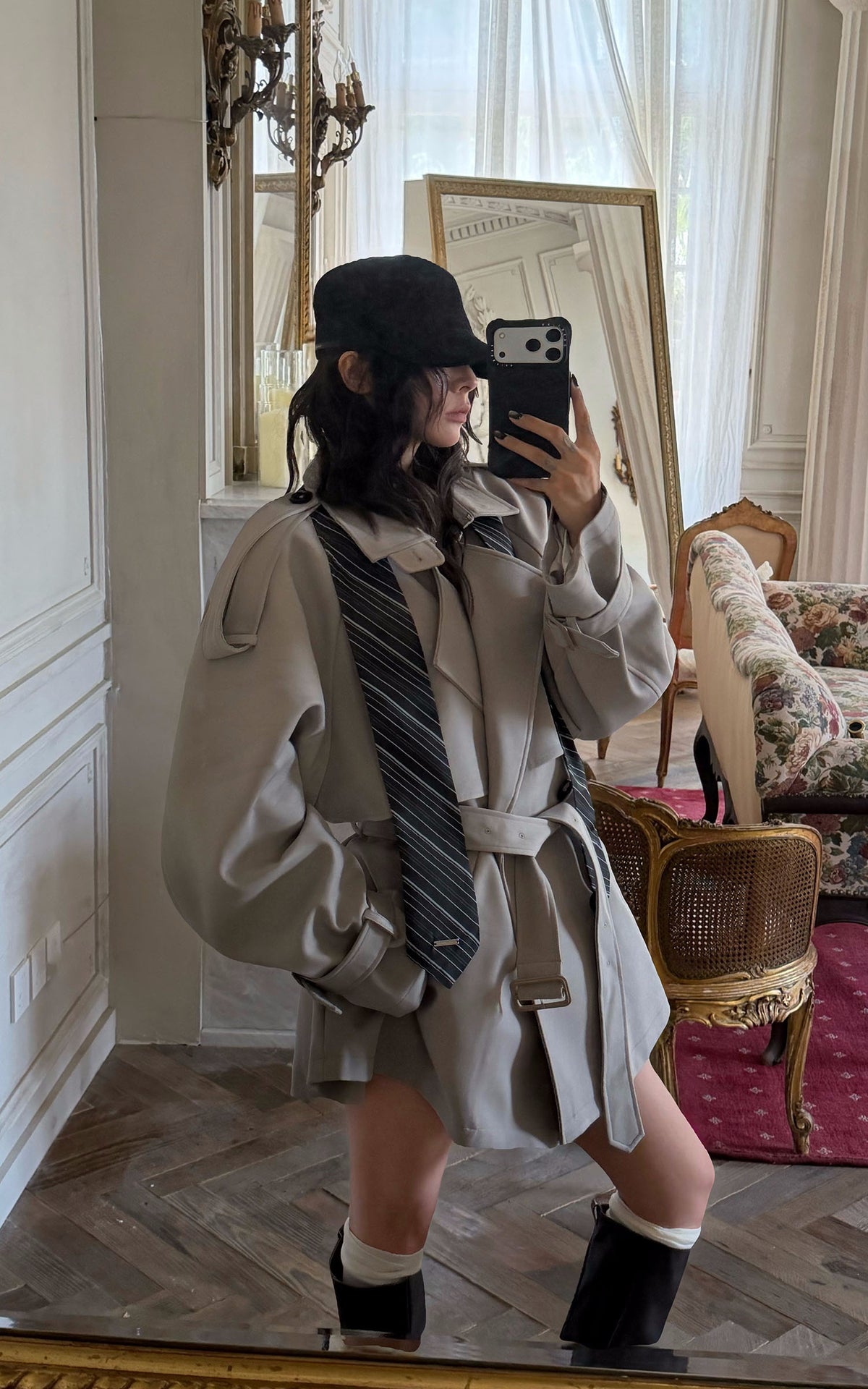 WARDEN EDGE Trench-coat court surdimensionné avec ceinture