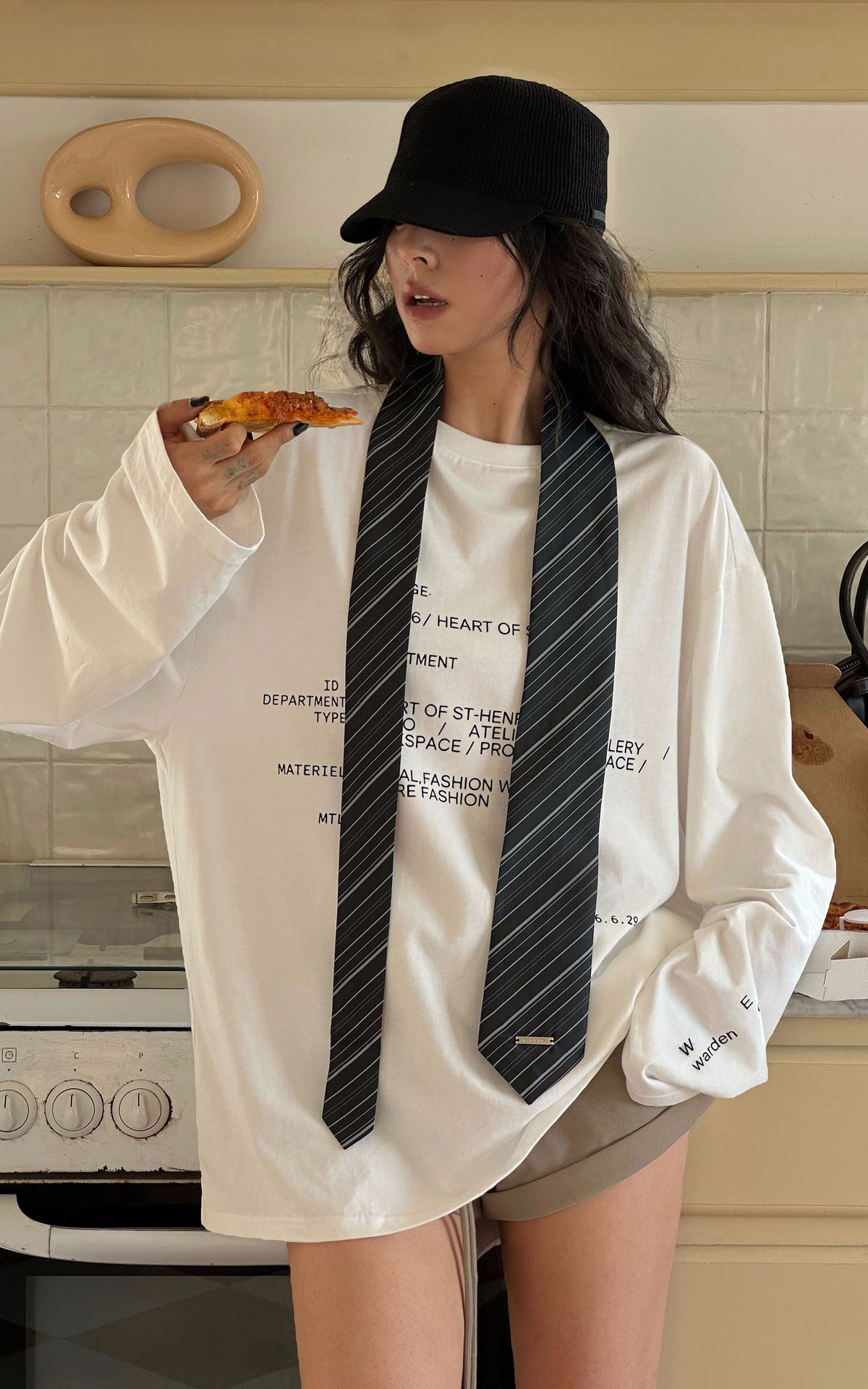 WARDEN EDGE Oversized Typographic Long Sleeve T-Shirt
