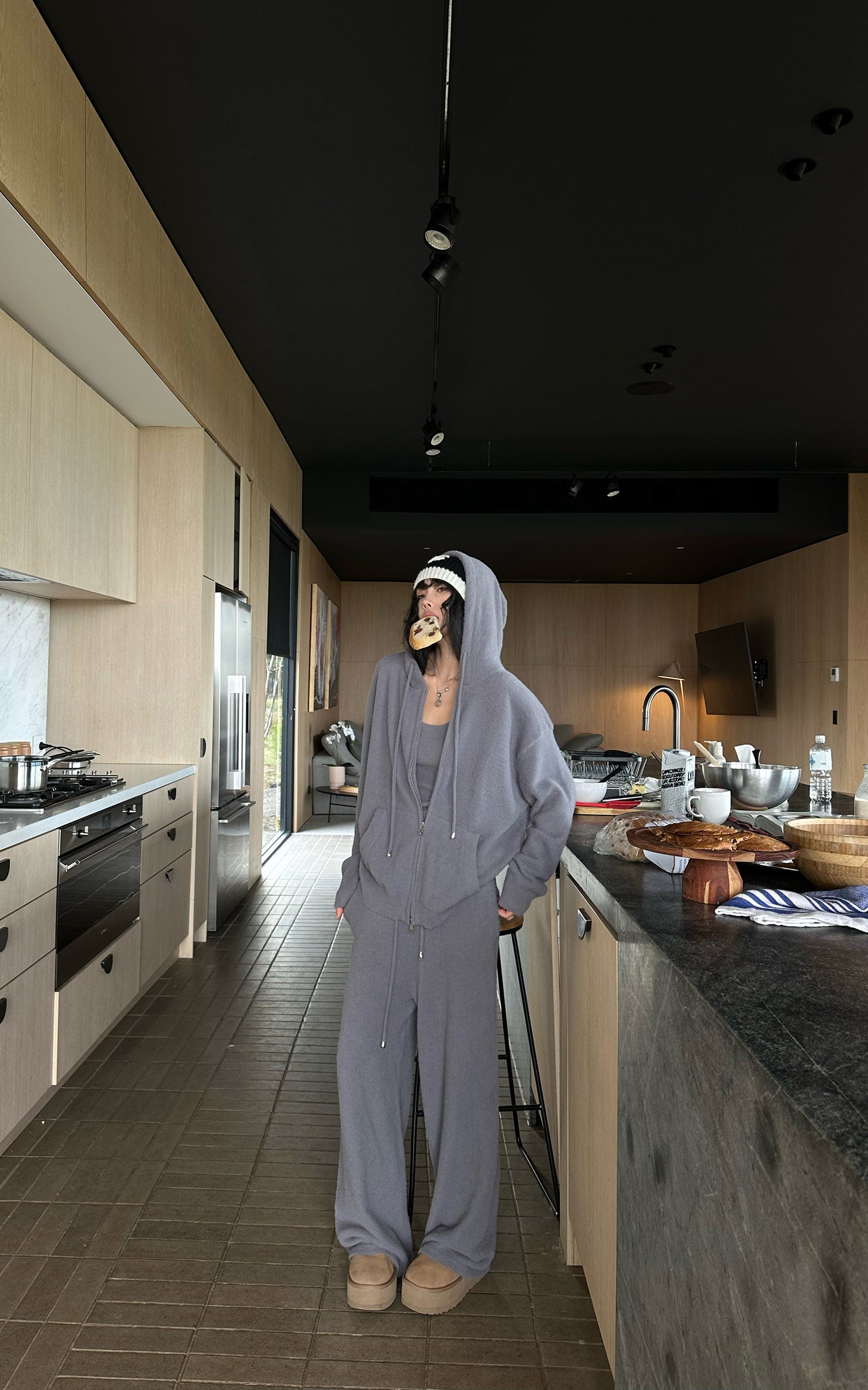 WARDEN EDGE Brushed Knit Hoodie Camisole &amp; Wide-Leg Pants Set