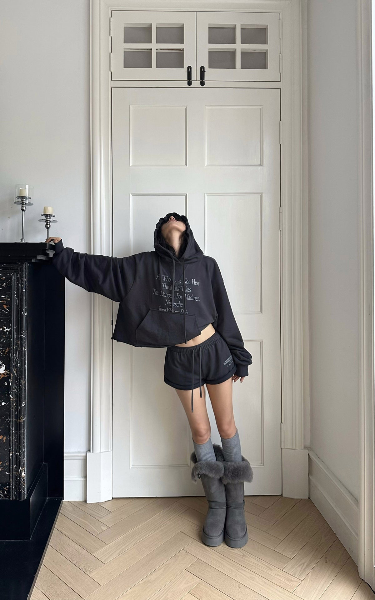 WARDEN EDGE Cropped Graphic Hoodie &amp; Shorts Set