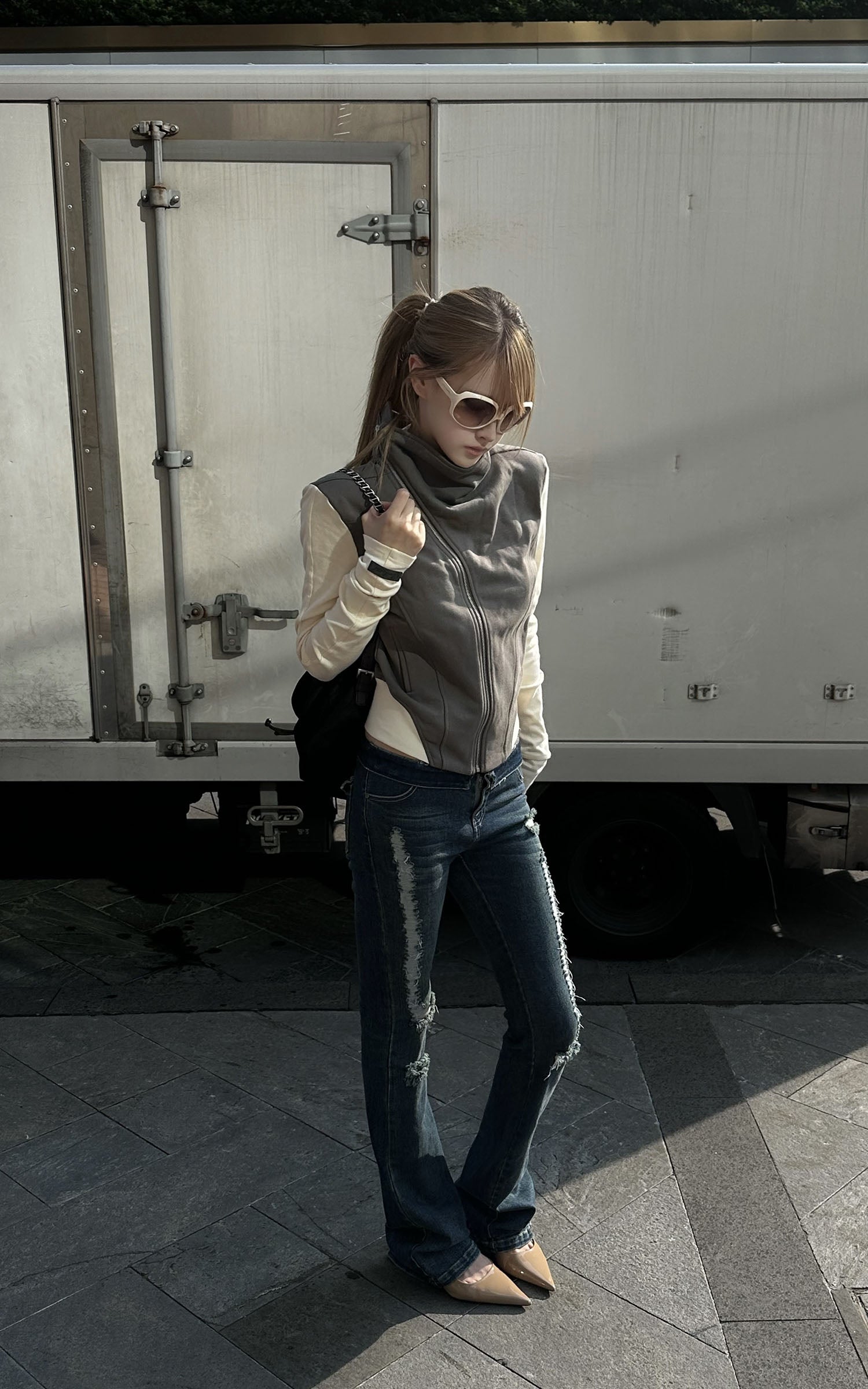 Rase le sol Asymmetric High-Neck Zip Jacket