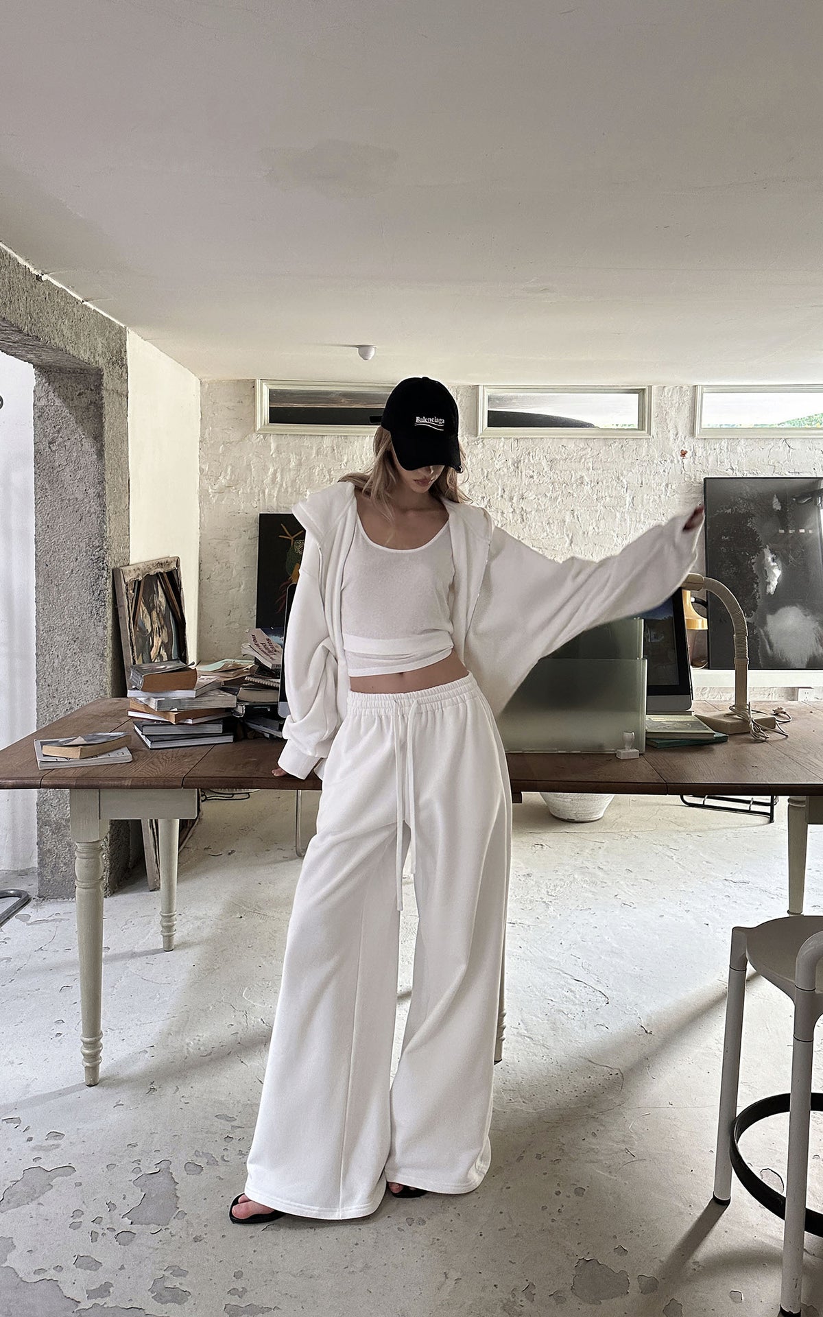 0122stepll Ensemble décontracté : hoodie oversize, débardeur échancré  &amp;  pantalon large