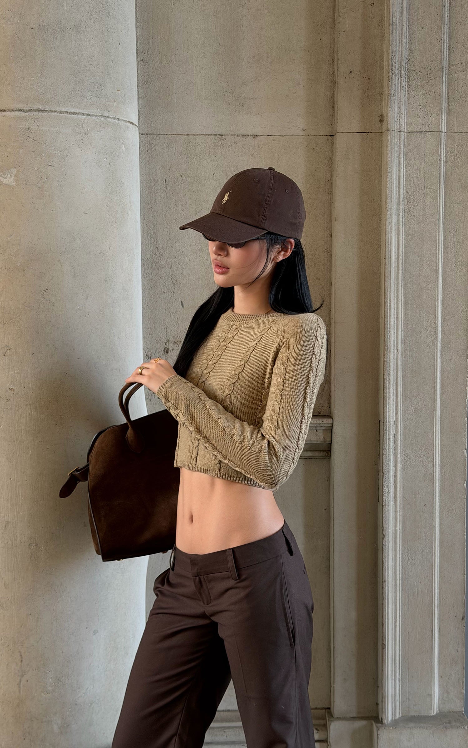 ROVENTE Cable-Knit Cropped Sweater