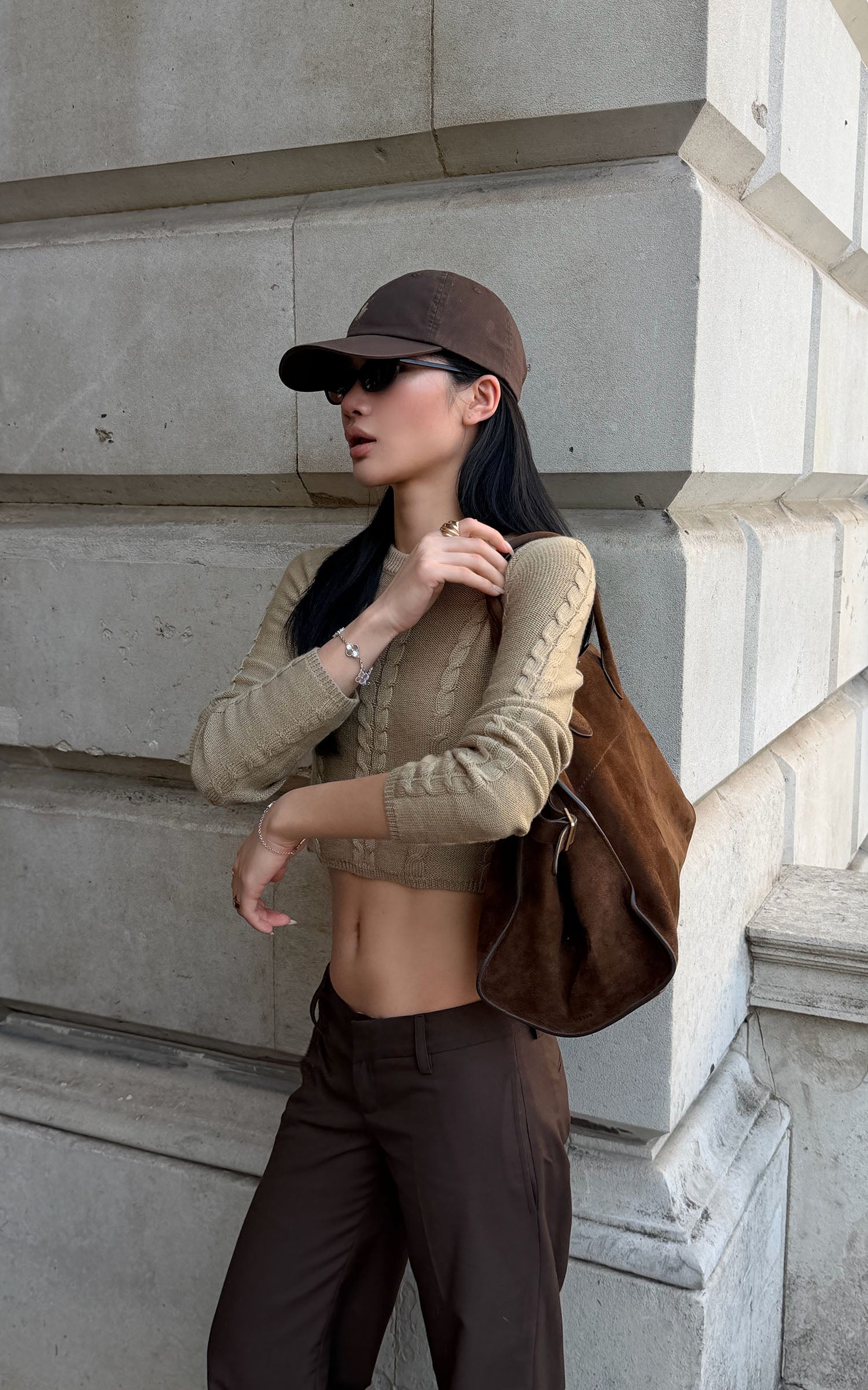 ROVENTE Cable-Knit Cropped Sweater