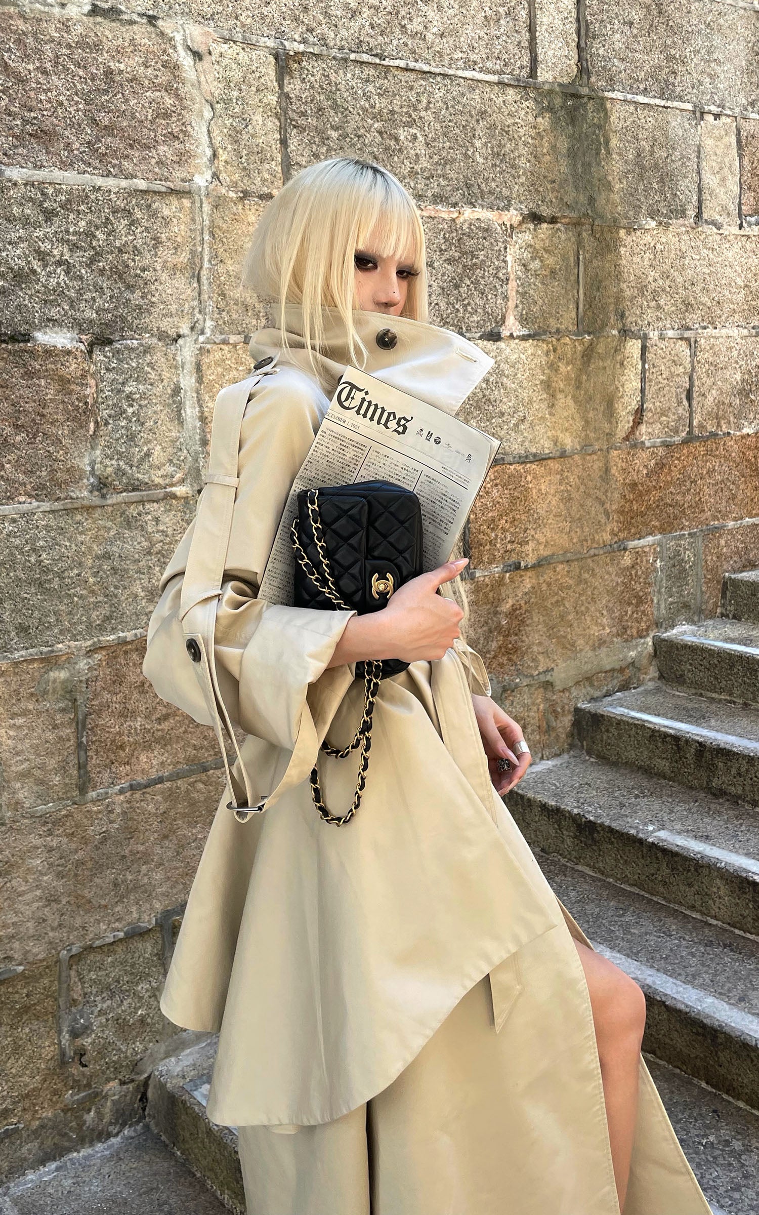 Rase le sol Sculpted High-Collar Layered Trench Coat