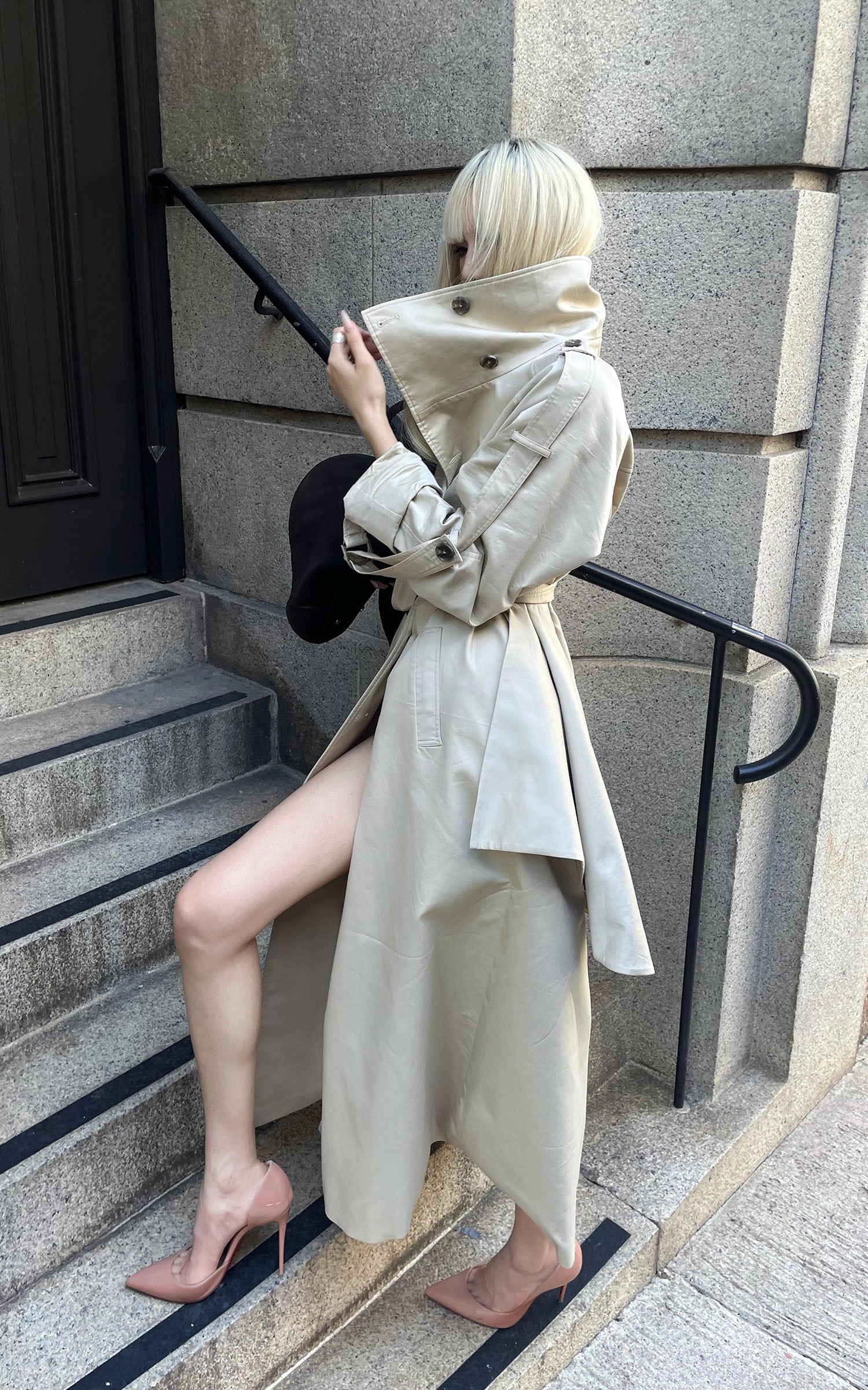 Rase le sol Sculpted High-Collar Layered Trench Coat
