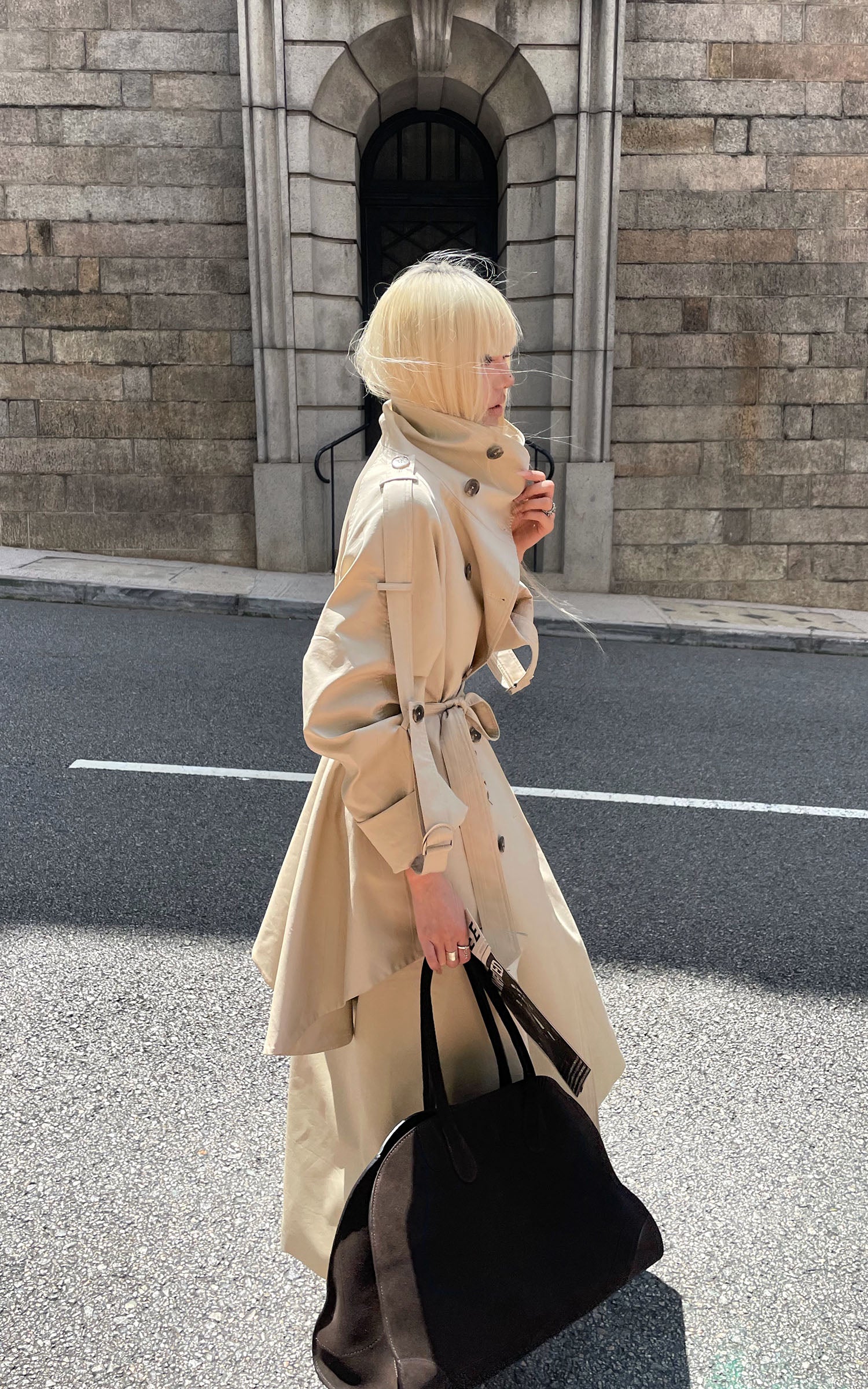 Rase le sol Sculpted High-Collar Layered Trench Coat