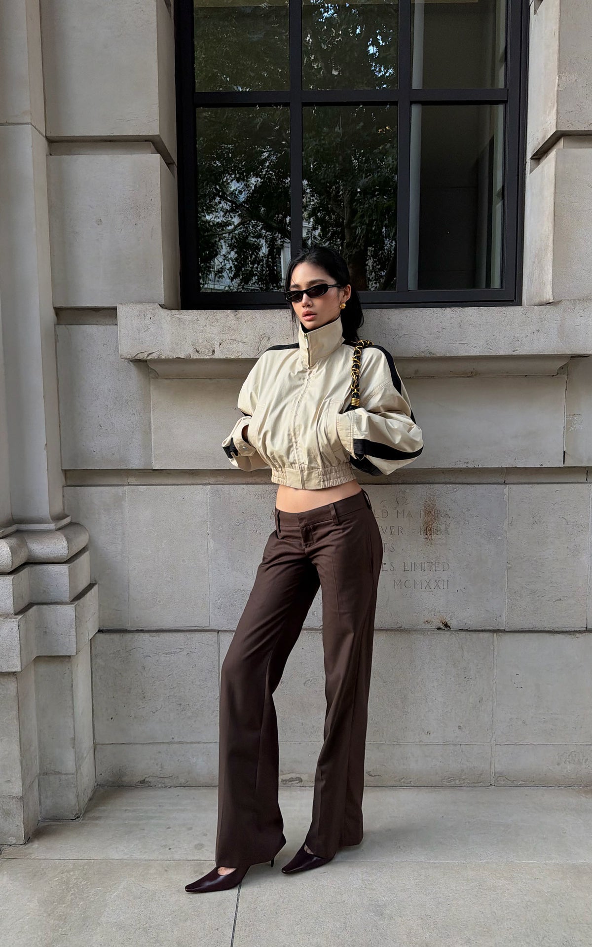 ROVENTE Contrast Stripe Cropped Track Jacket