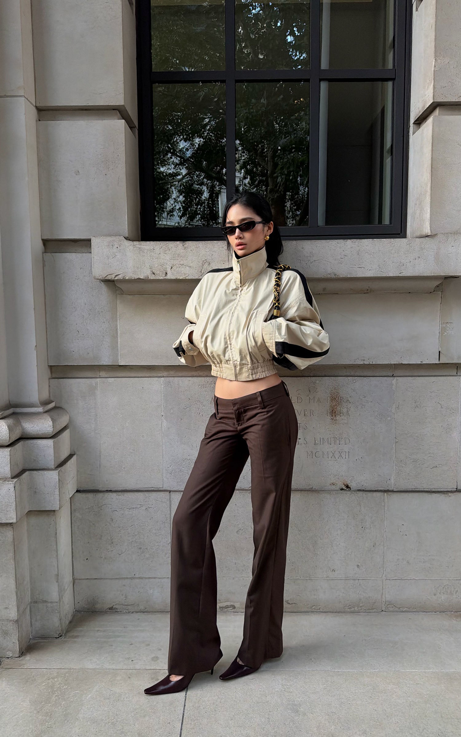 ROVENTE Low-Rise Tailored Wide-Leg Trousers