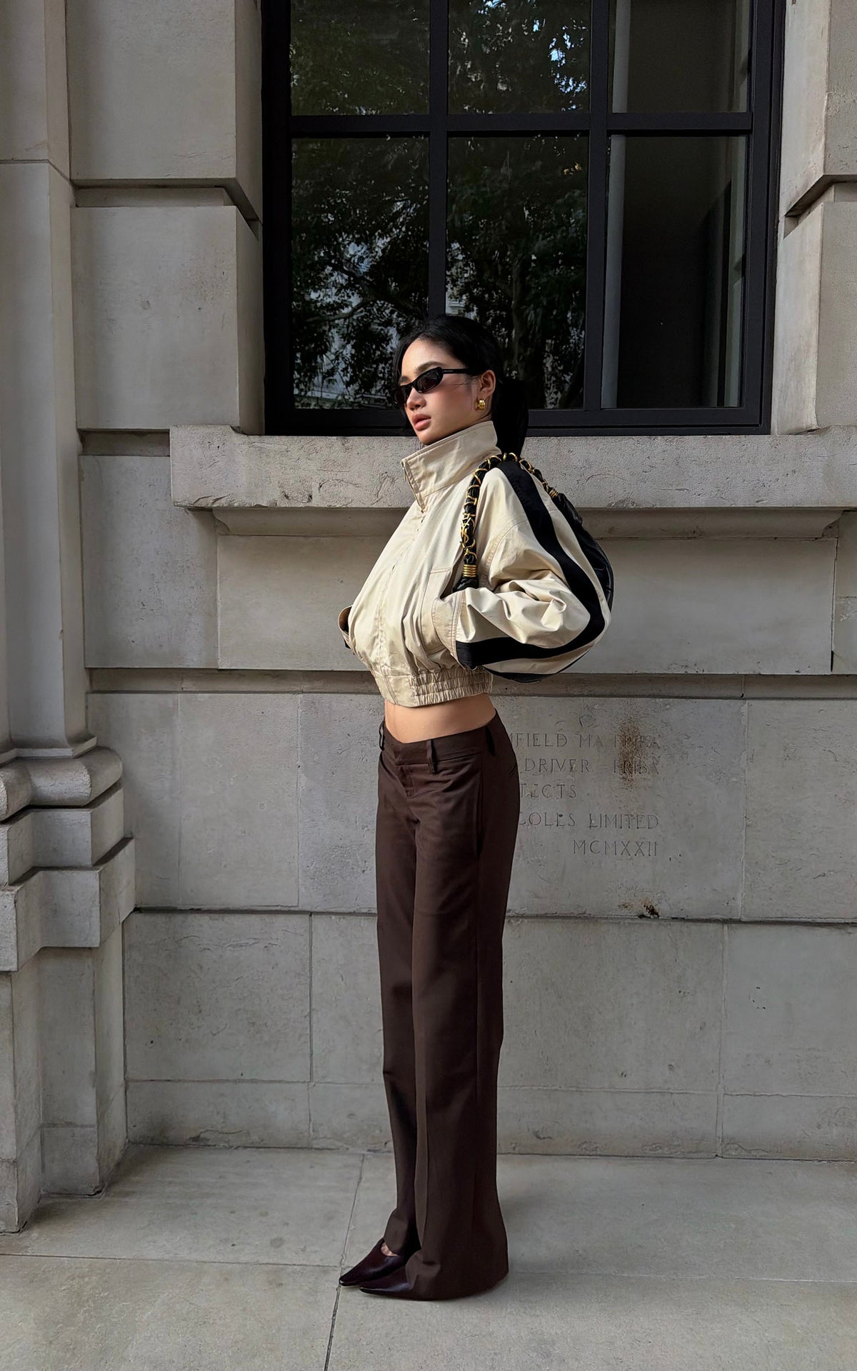 ROVENTE Contrast Stripe Cropped Track Jacket