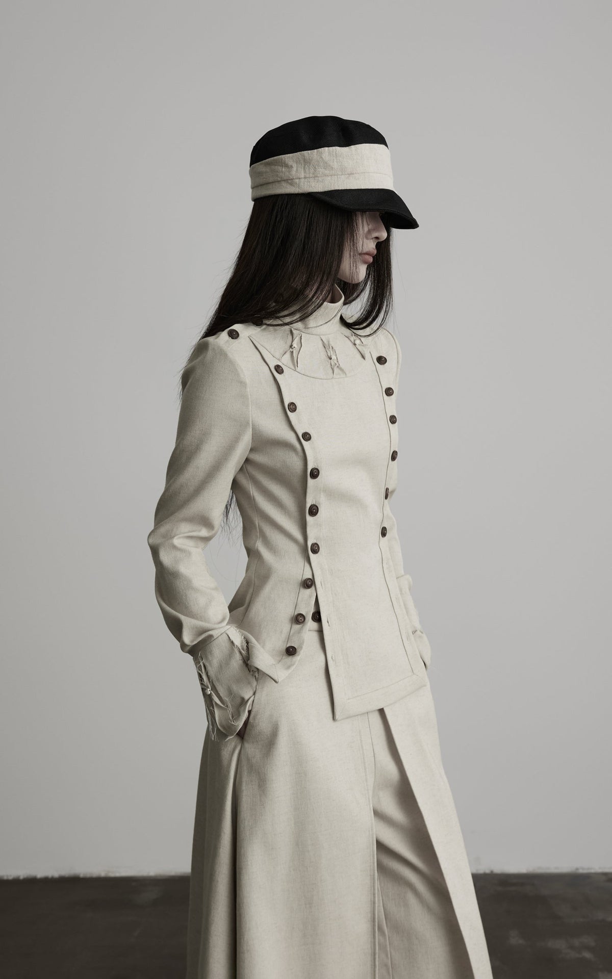 DOINDULGE Stand Collar Double-Breasted Fitted Shirt