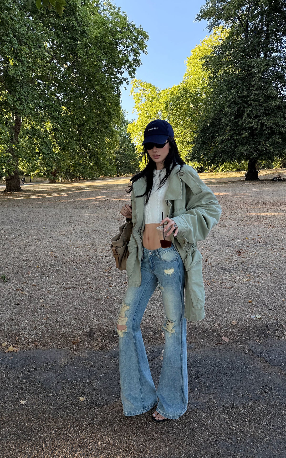 ROVENTE Vintage Washed Distressed Low-Rise Long Flared Jeans