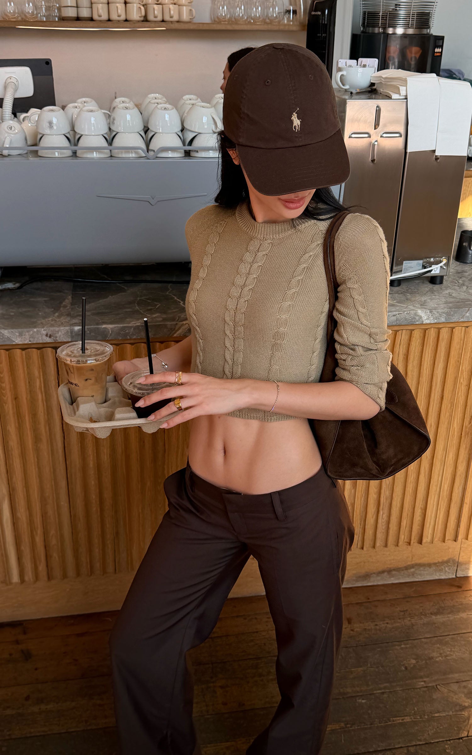 ROVENTE Cable-Knit Cropped Sweater