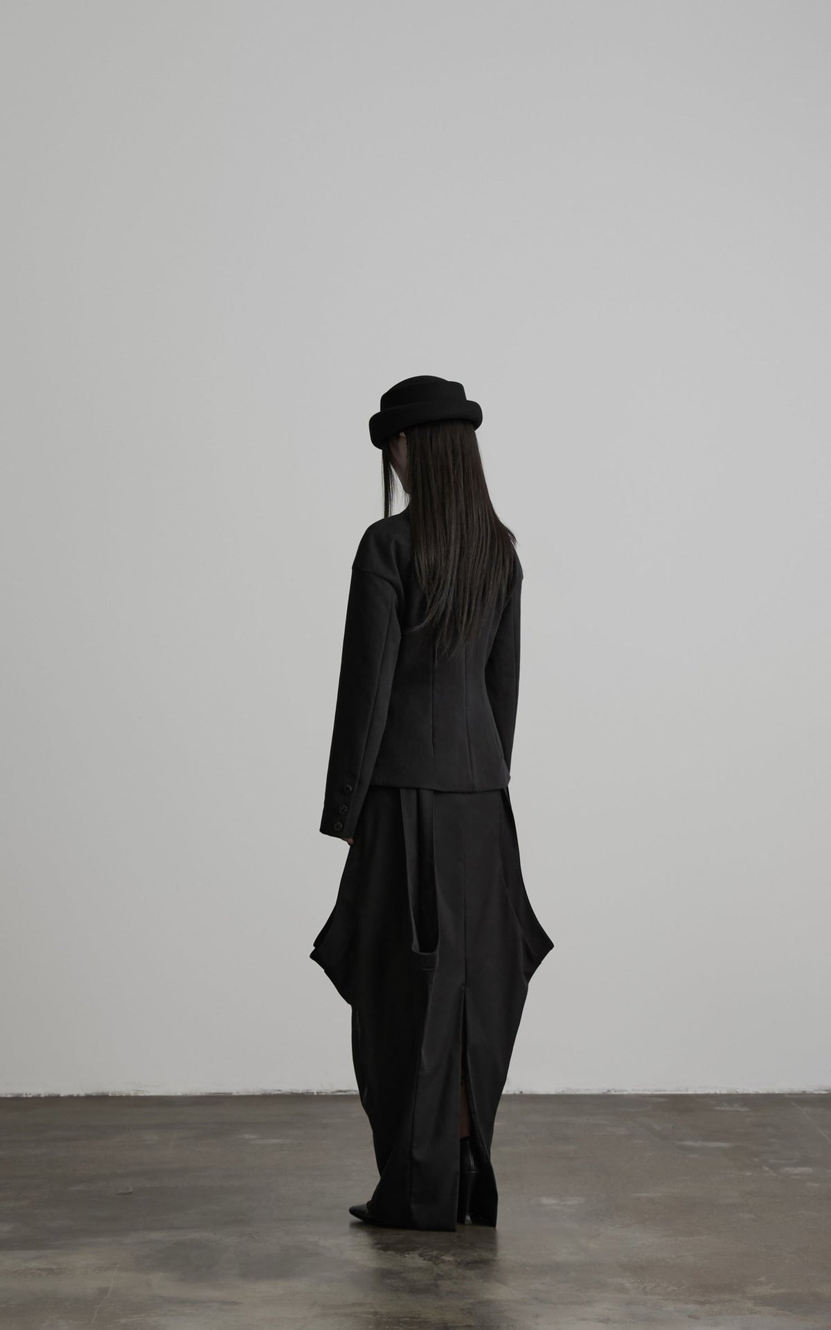 DOINDULGE Sculpted Waist Panel Detail Blazer