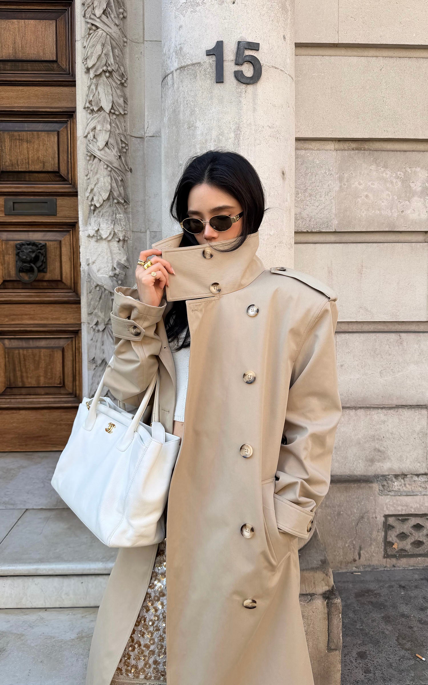 ROVENTE Sculpted Collar Belted Trench Coat