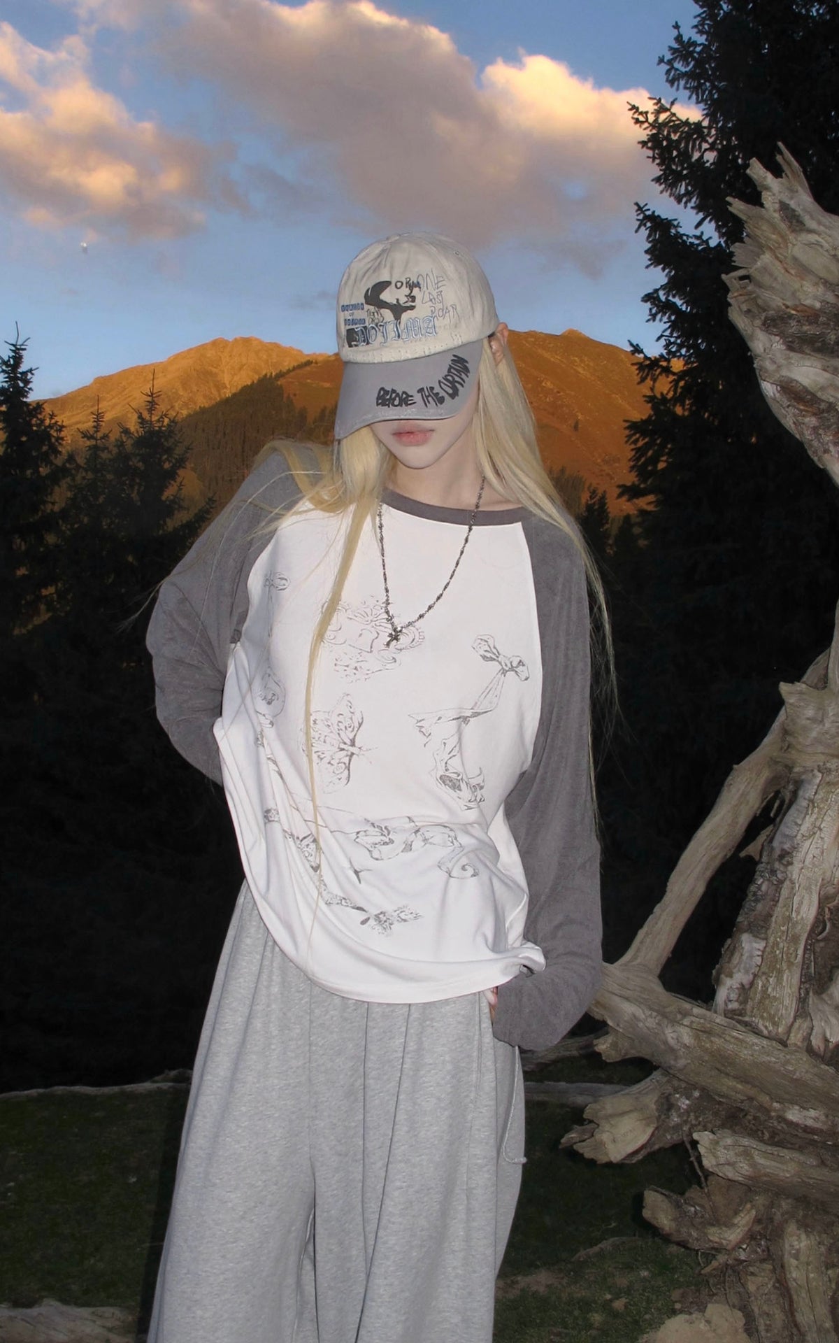 Rase le sol Faded Sketch Raglan Long Sleeve Top