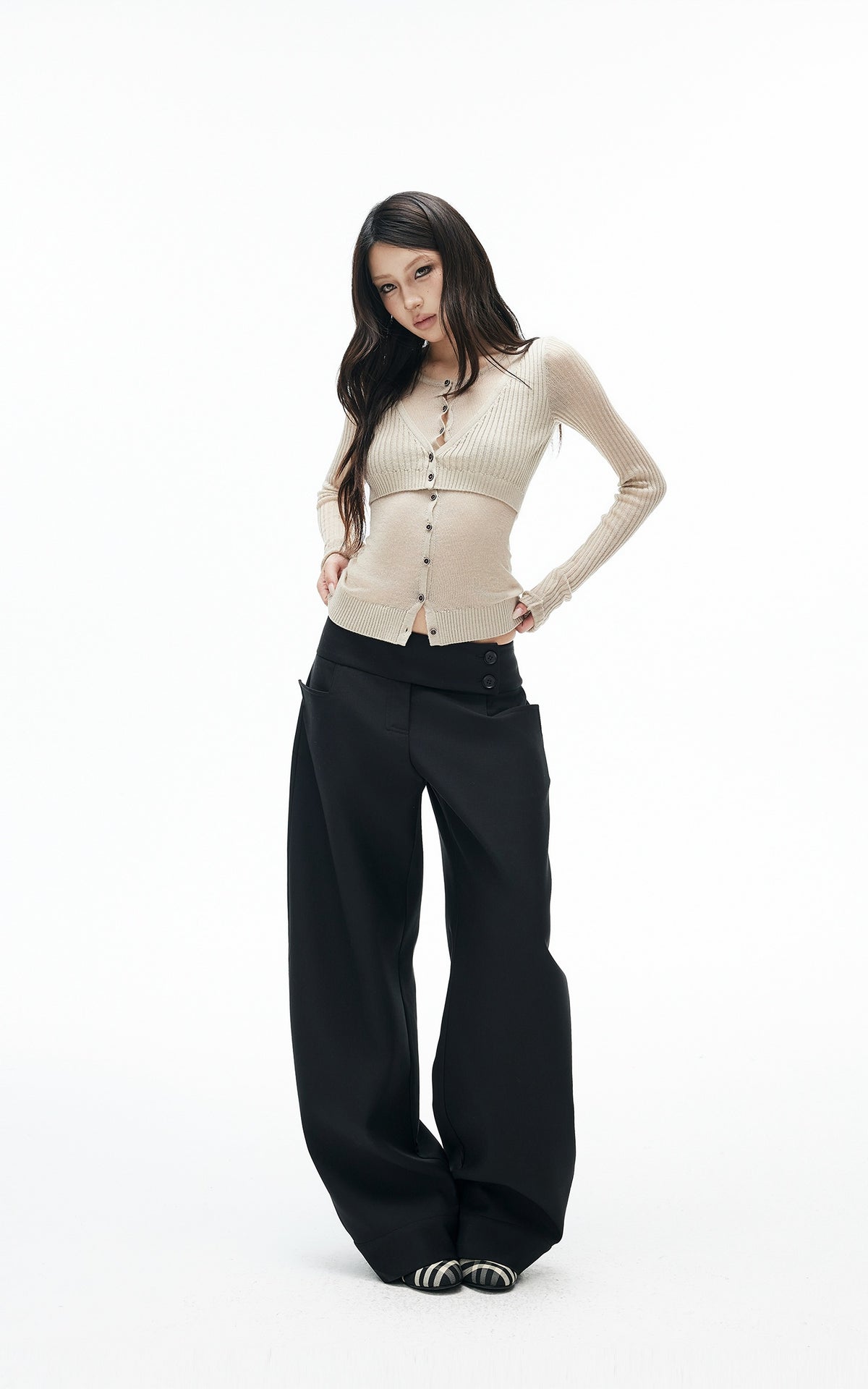 IAMXIAA Low-Rise Double Button Oversized Wide Leg Tailored Pants