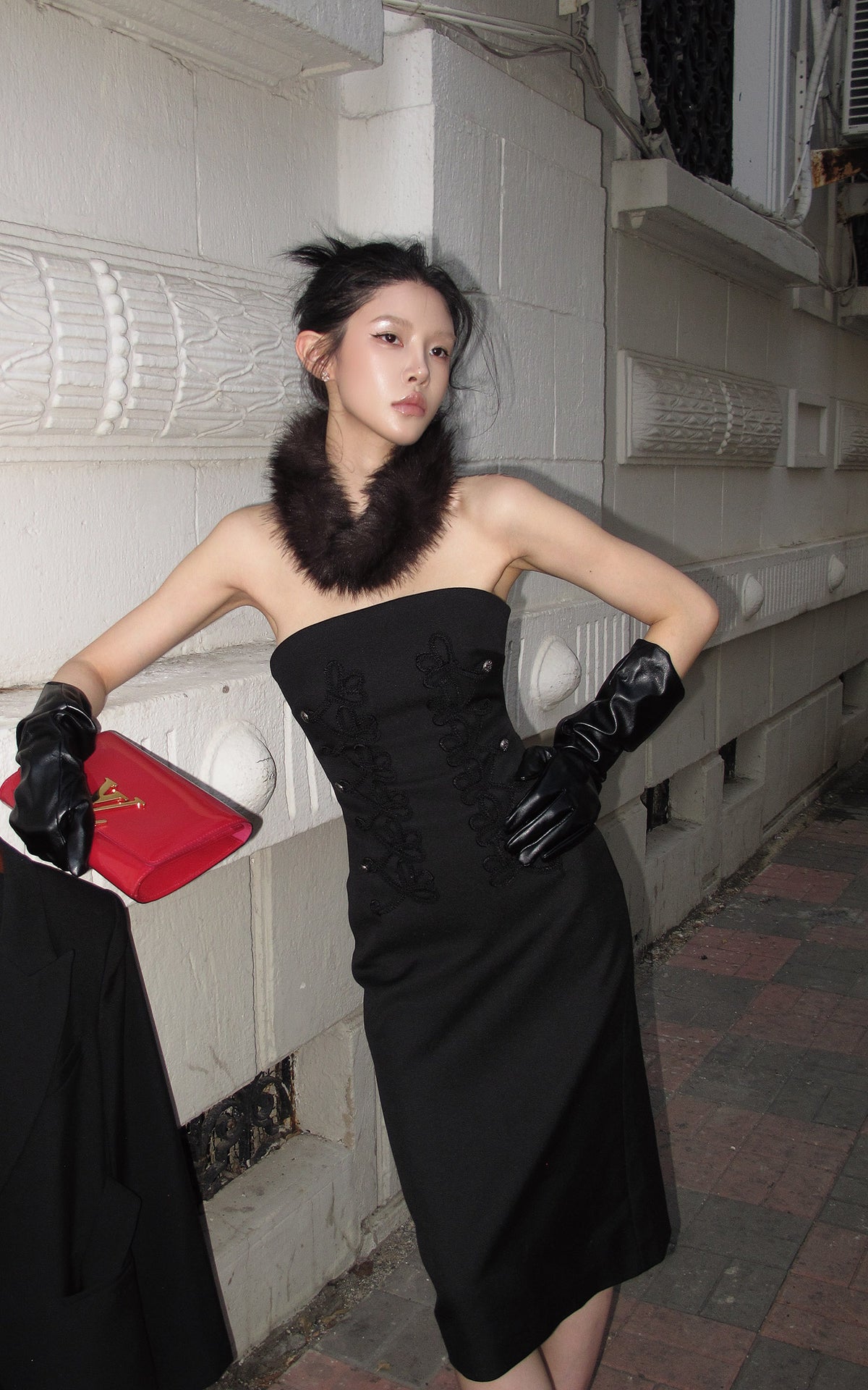 Hydrae Robe midi bustier inspirée du corset avec détails lacés brodés
