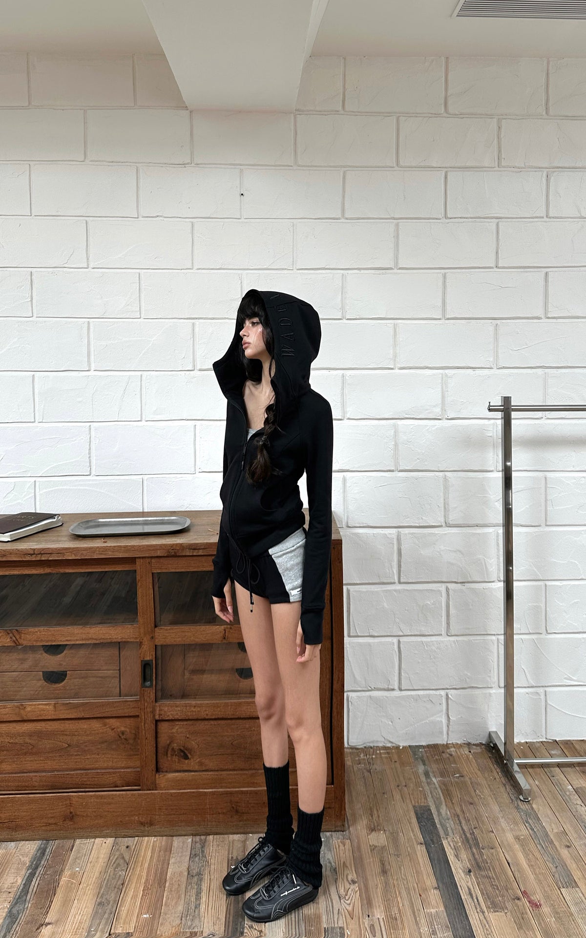 WARDEN EDGE Sculpted Zip-Up Hooded Jacket &amp; Shorts Set