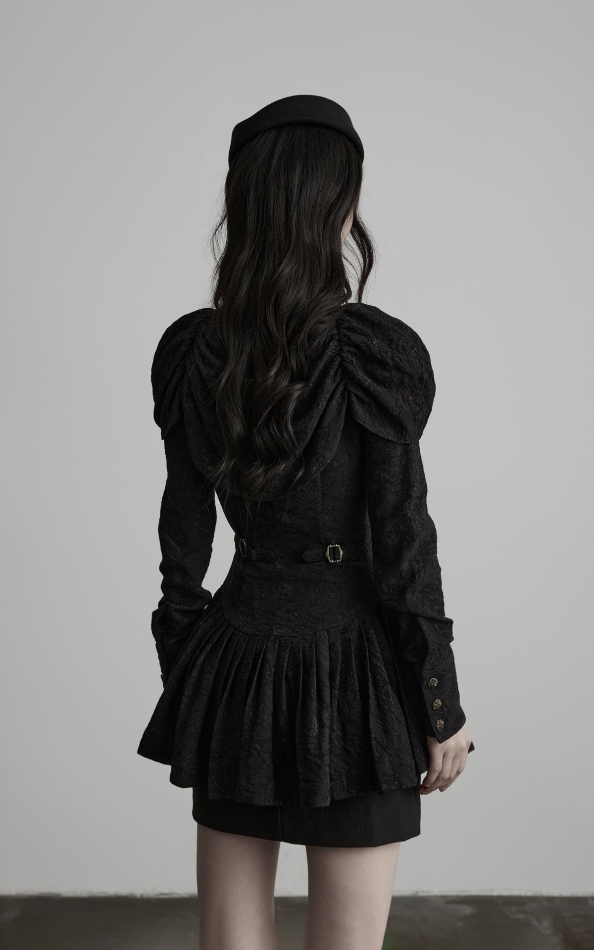 DOINDULGE Chemise Jacquard Longue à Col Montant et Basque