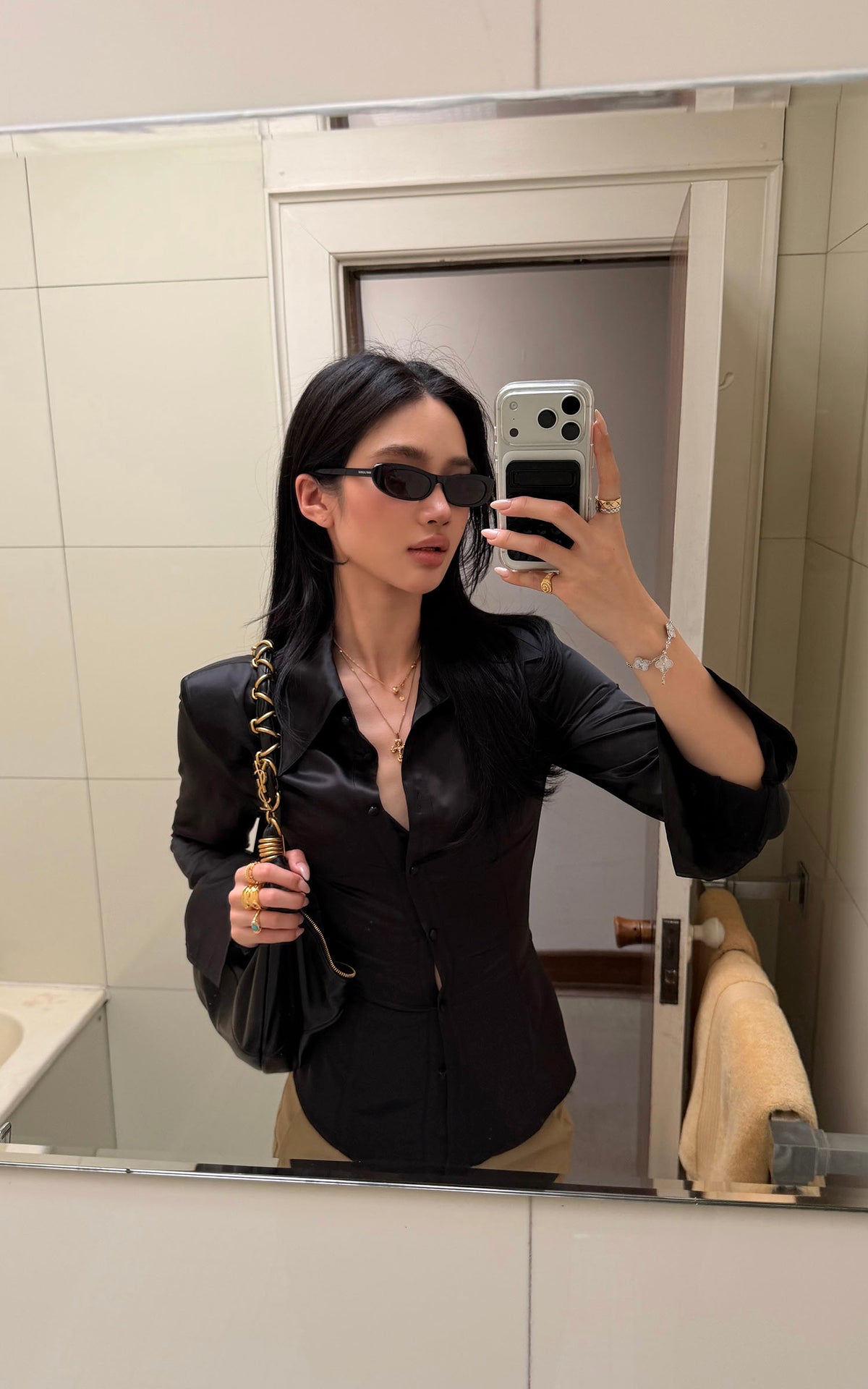ROVENTE Black Satin Lace-Up Fitted Shirt
