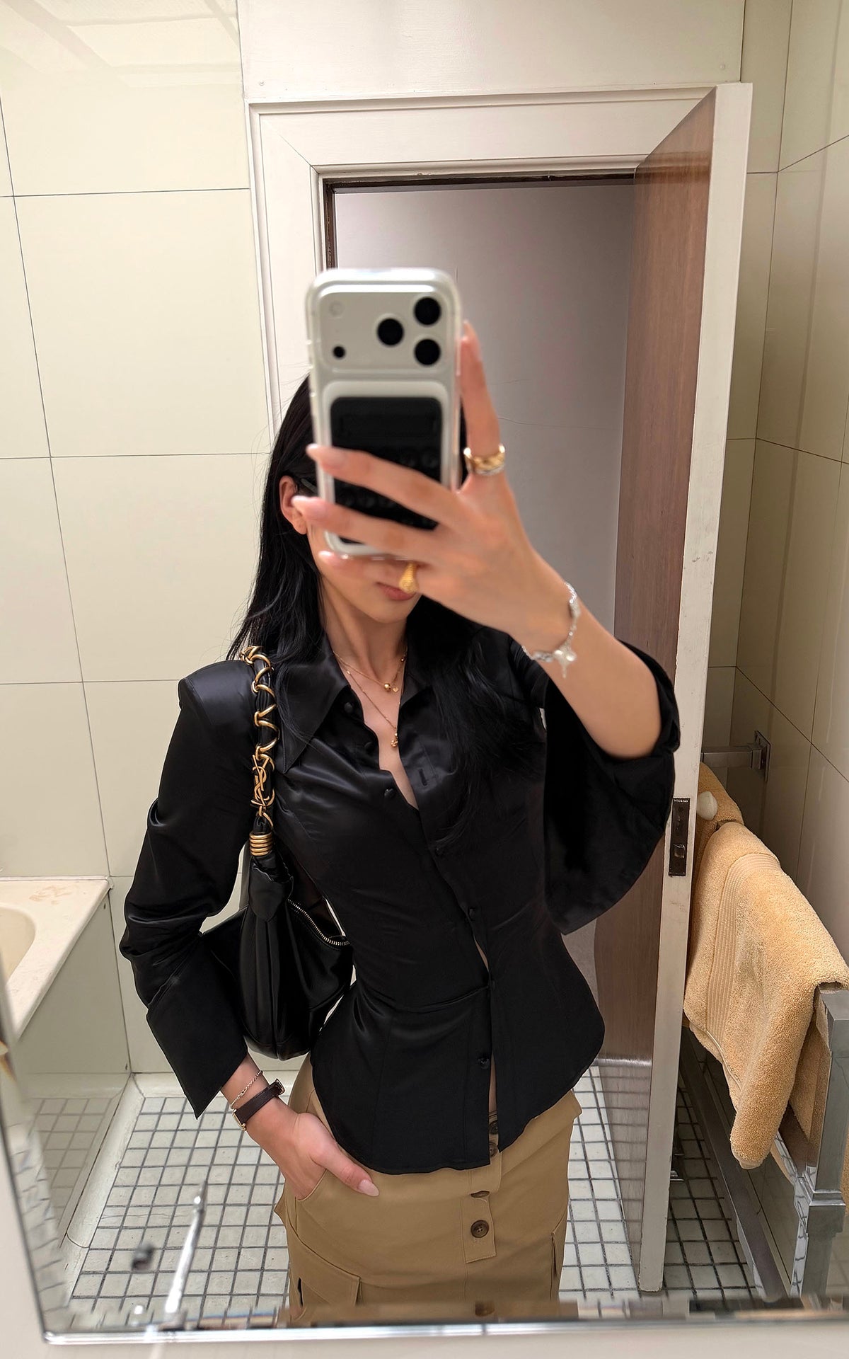 ROVENTE Black Satin Lace-Up Fitted Shirt