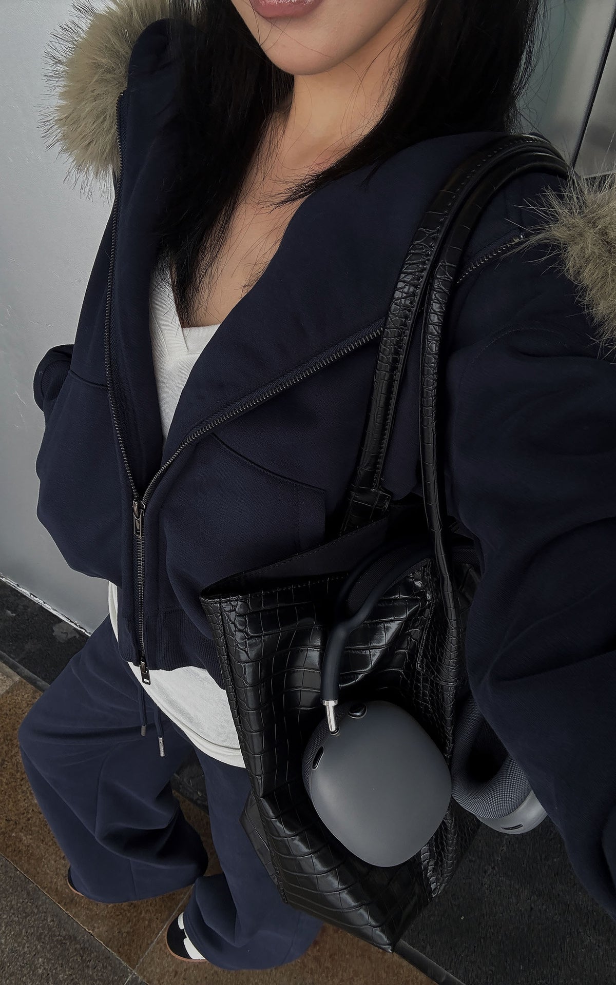 Hydrae Plush-Trim Zip-Up Hoodie &amp; Wide-Leg Sweatpants Set