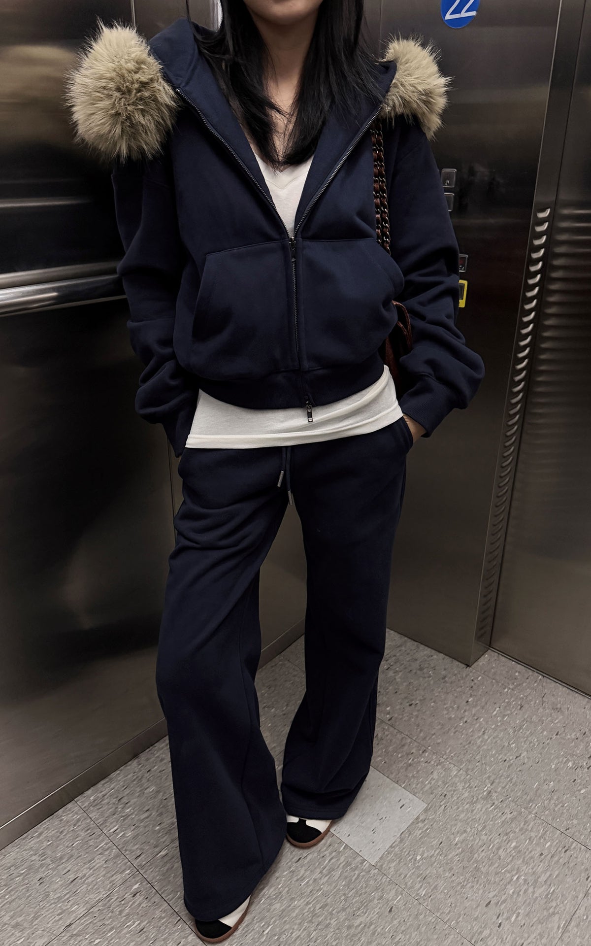 Hydrae Plush-Trim Zip-Up Hoodie &amp; Wide-Leg Sweatpants Set