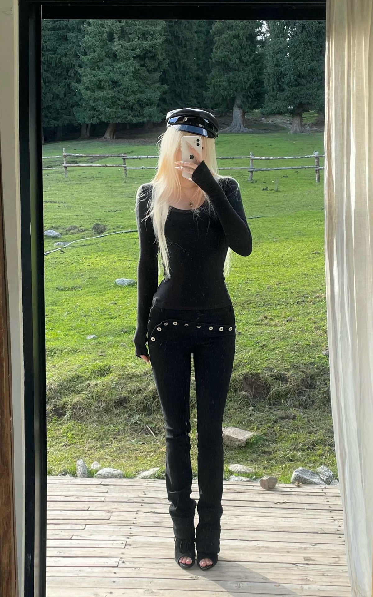 Rase le sol 비대칭 스터드 로우라이즈 플레어 팬츠