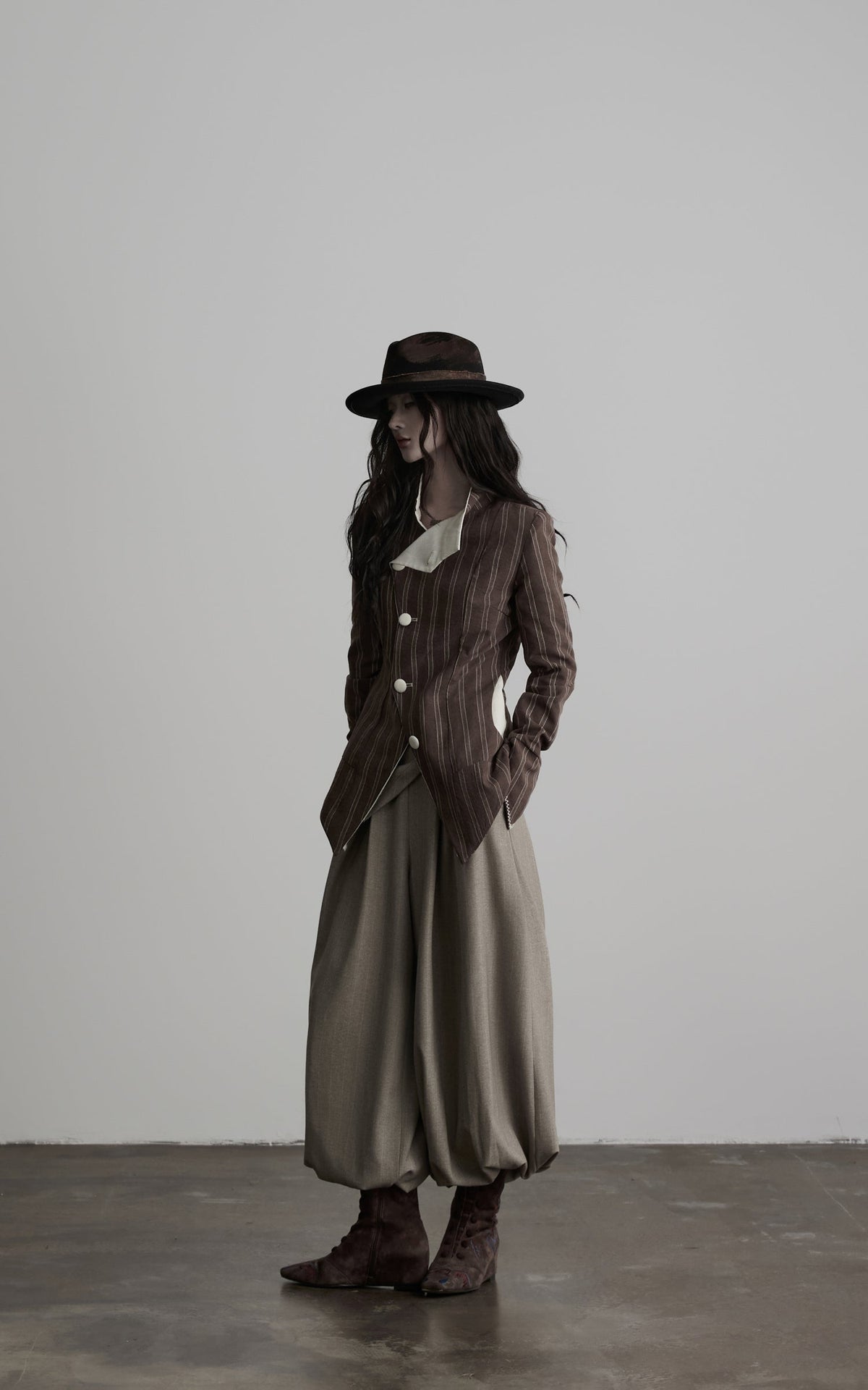 DOINDULGE Veste réversible à col montant asymétrique