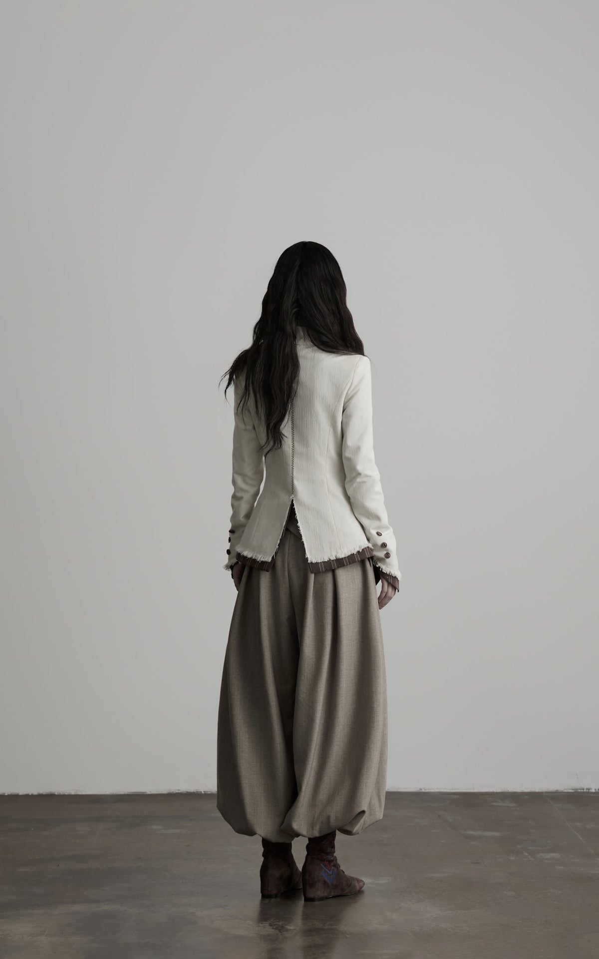 DOINDULGE Pantalon bouffant plissé à taille asymétrique