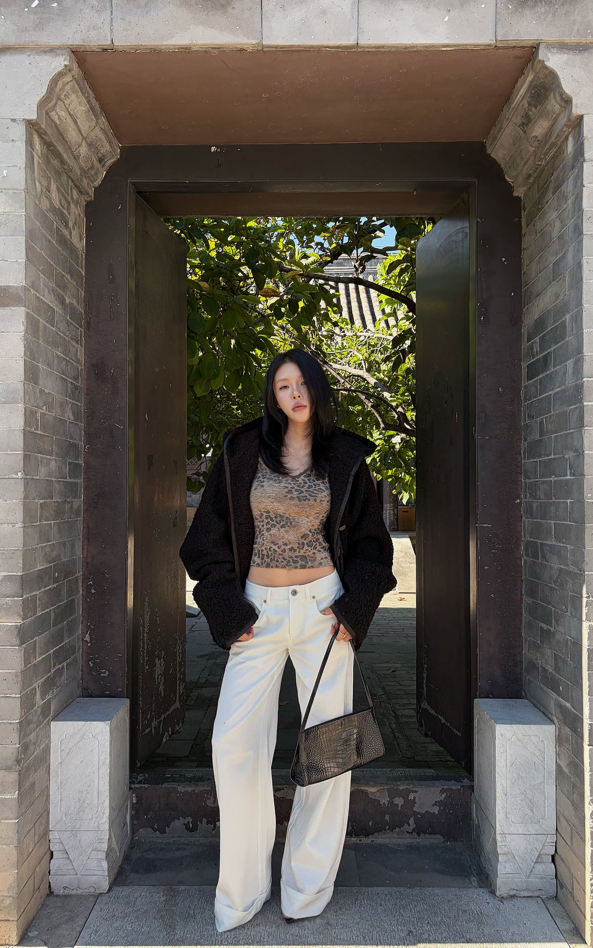 Hydrae Oversized Hooded Teddy Jacket with Curved Hem