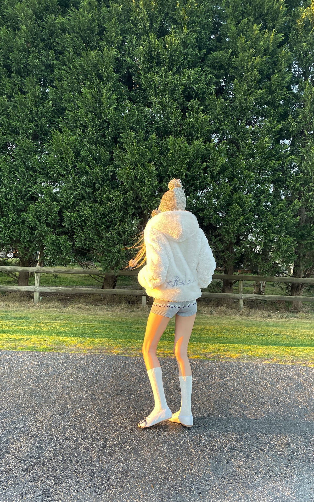 Rase le sol Reversible Faux Fur Hooded Zip Jacket
