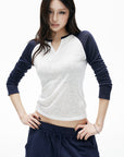 IAMXIAA Colorblock Raglan Sleeve Notch Neck Long Sleeve Top