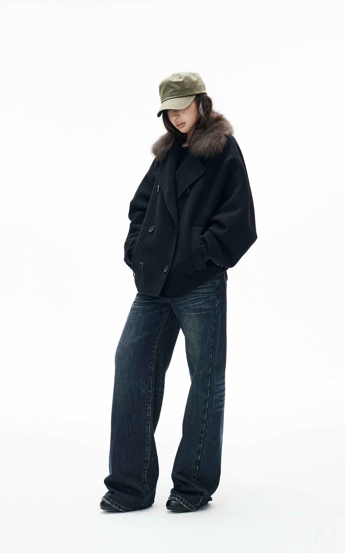 IAMXIAA Low-Rise Vintage Whisker Wash Baggy Wide-Leg Jeans