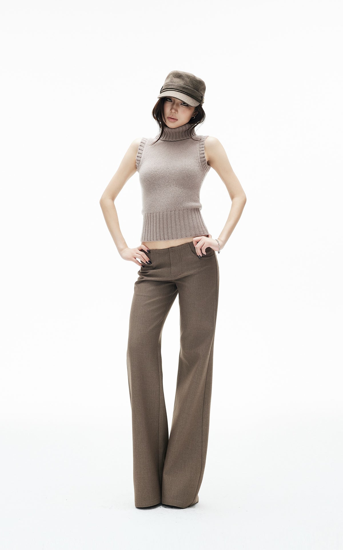 IAMXIAA Low-Rise Raw-Edge Tailored Flared Pants