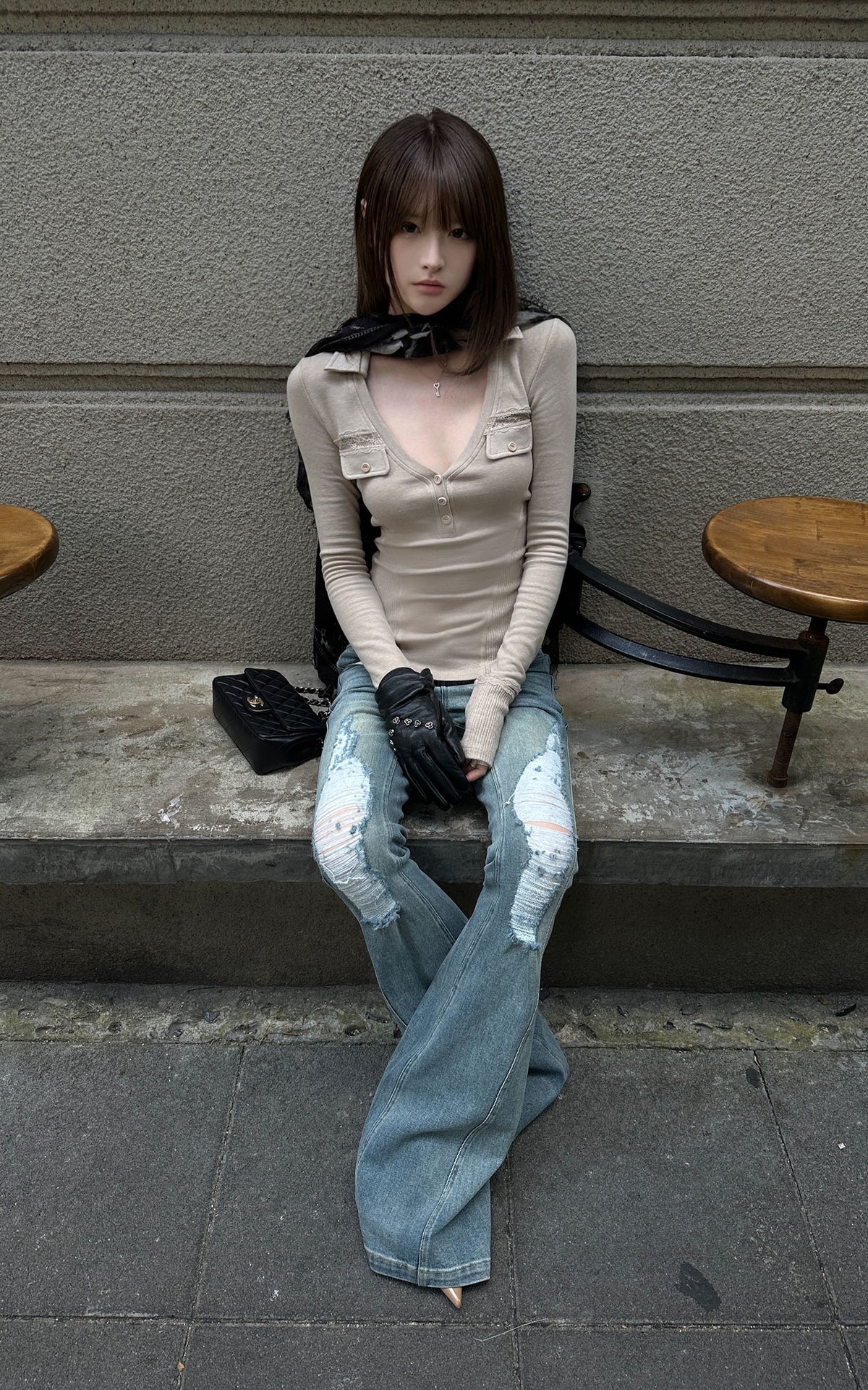 Rase le sol Distressed Low-Rise Flared Denim Pants