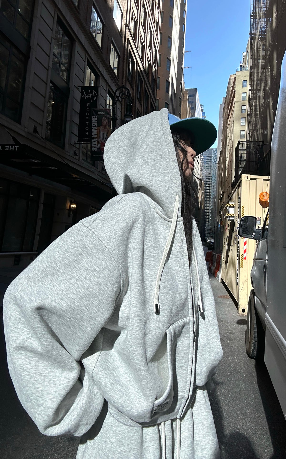 WARDEN EDGE Oversized Sherpa-Lined Zip-Up Hoodie