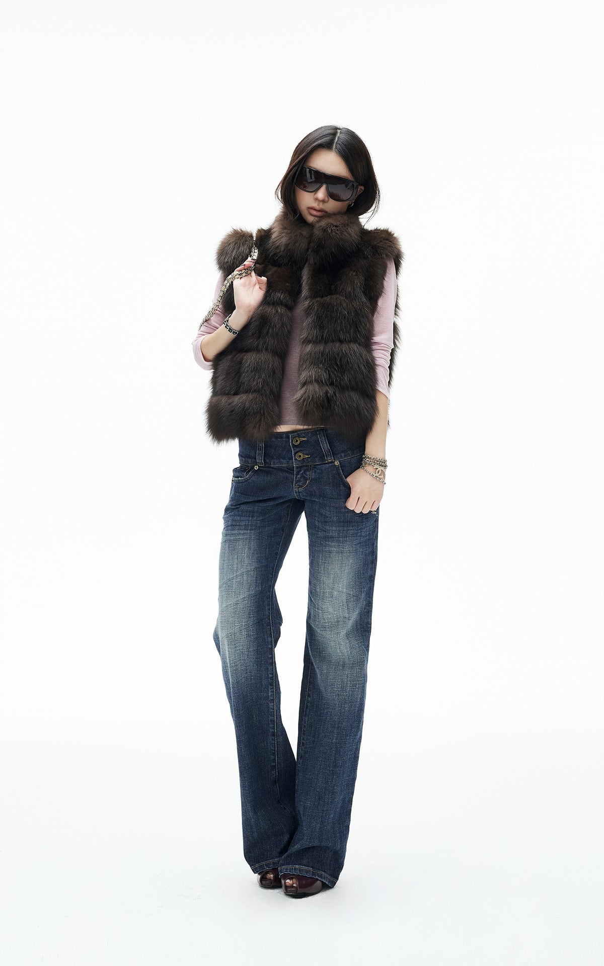 IAMXIAA Low-Rise Vintage Washed Wide-Leg Flared Jeans