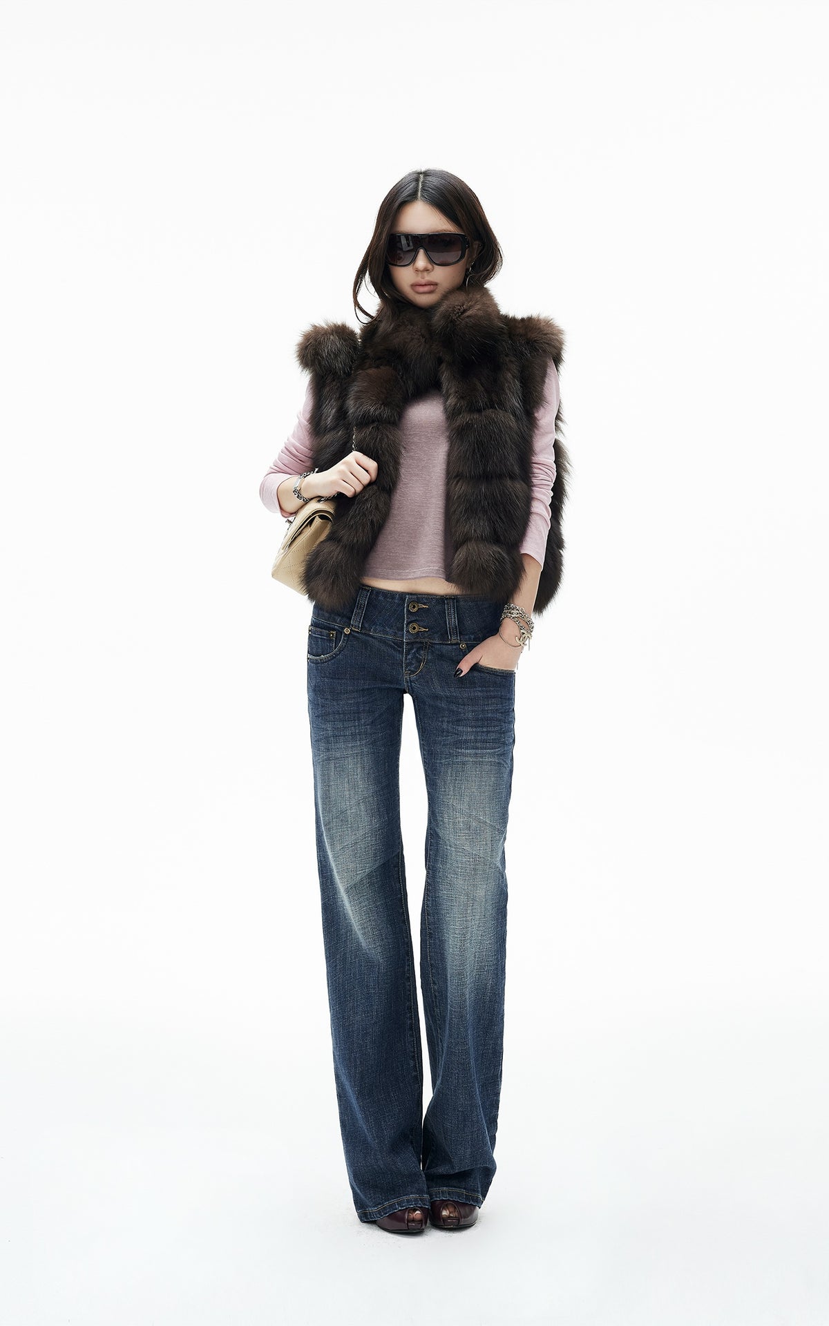 IAMXIAA Low-Rise Vintage Washed Wide-Leg Flared Jeans