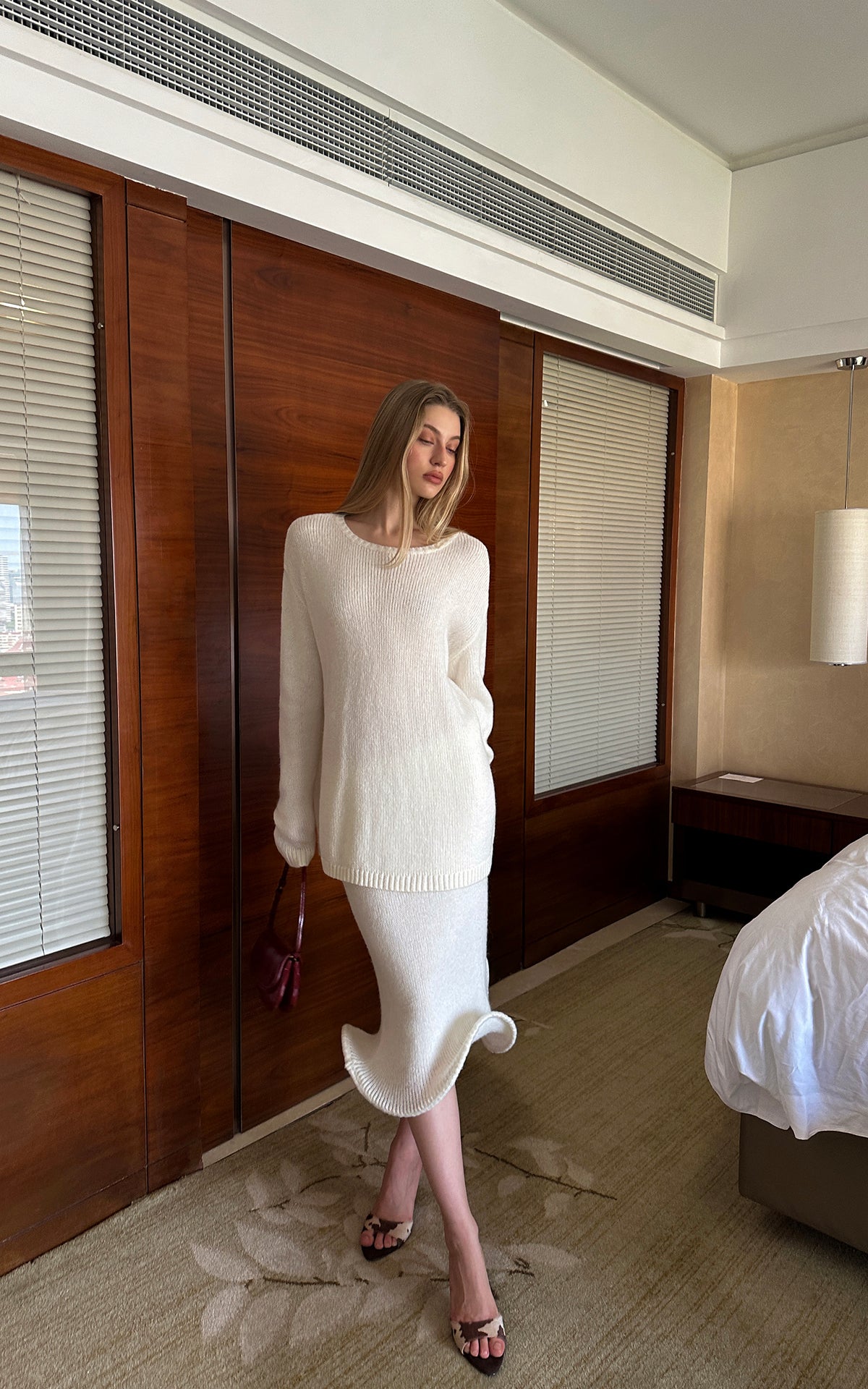 0122stepll Oversized Sweater &amp; Sculpted Hem Midi Skirt Set