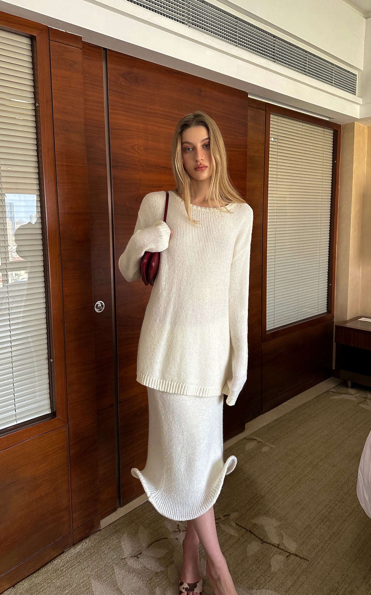 0122stepll Oversized Sweater &amp; Sculpted Hem Midi Skirt Set