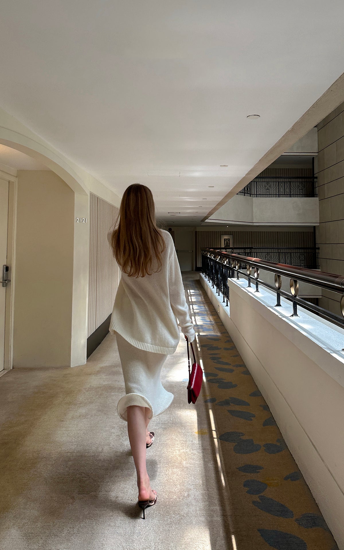 0122stepll Oversized Sweater &amp; Sculpted Hem Midi Skirt Set
