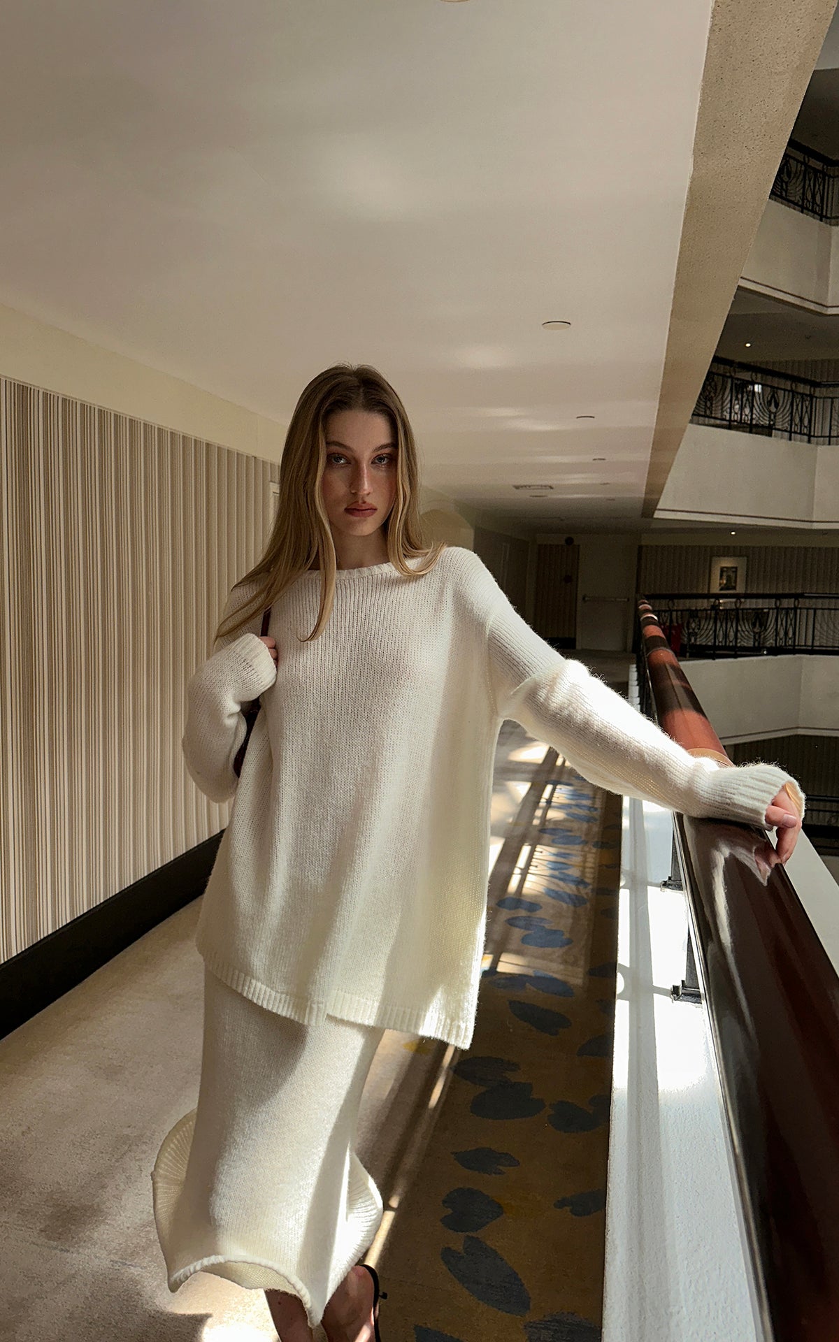 0122stepll Oversized Sweater &amp; Sculpted Hem Midi Skirt Set
