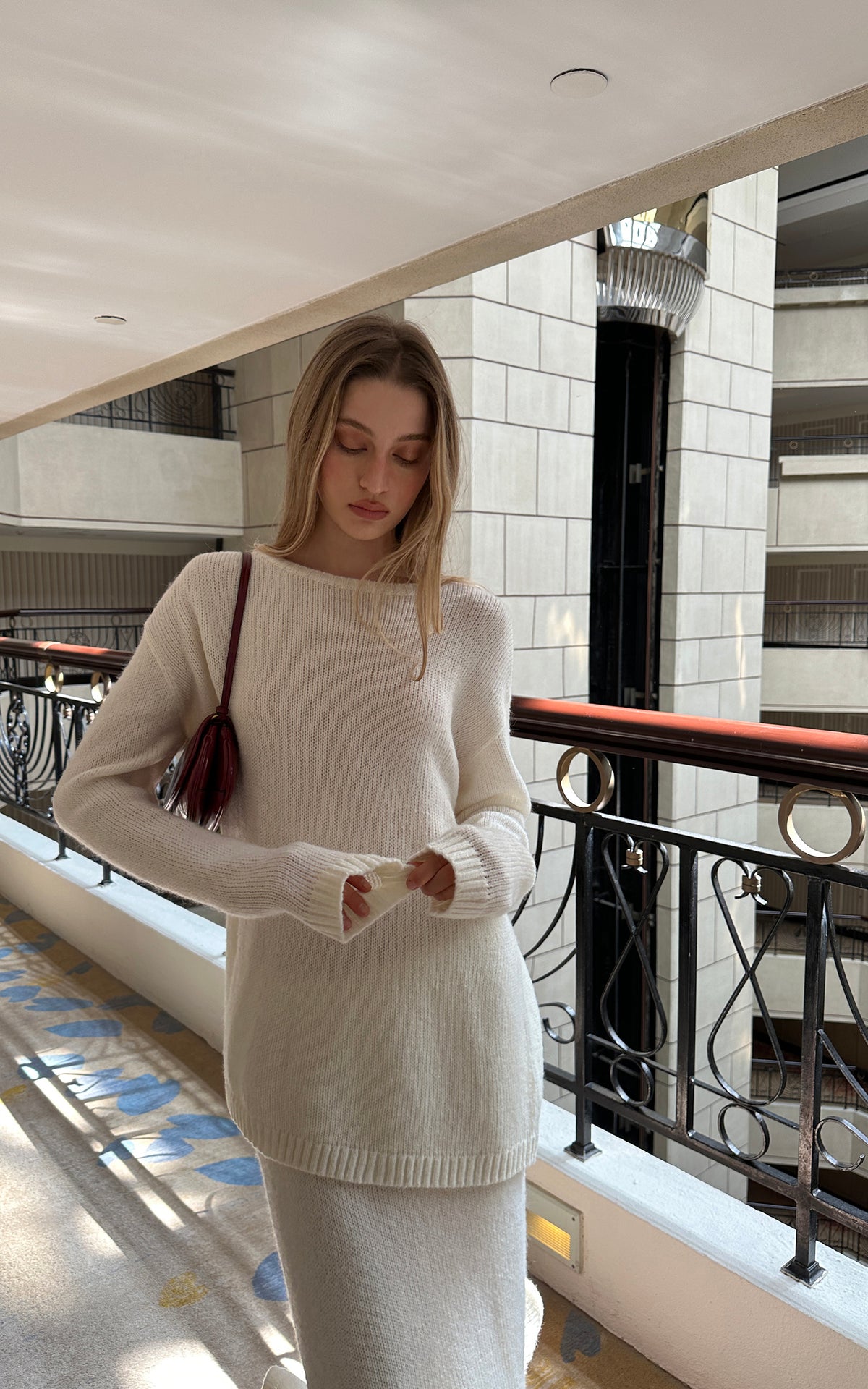 0122stepll Oversized Sweater &amp; Sculpted Hem Midi Skirt Set