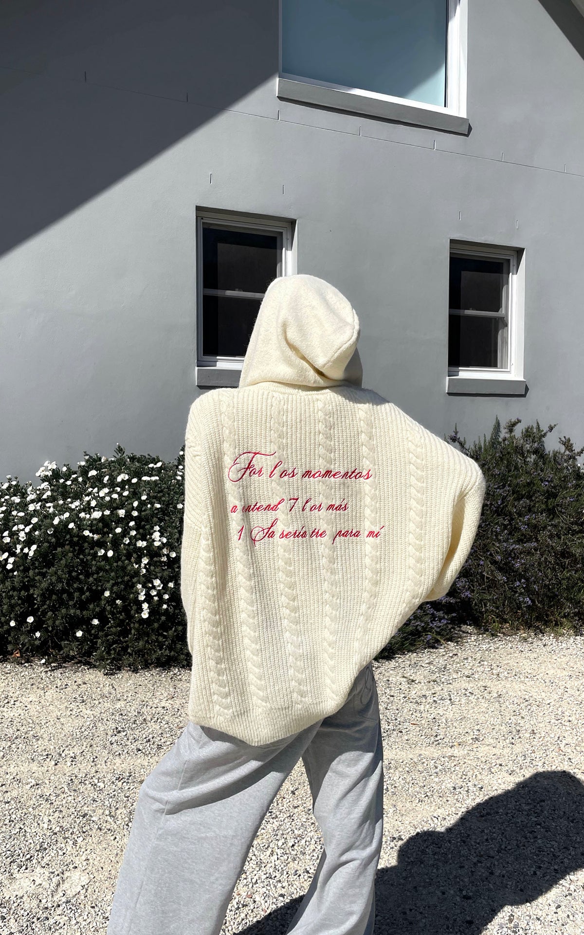Rase le sol Oversized Cable Knit Embroidered Hooded Cardigan