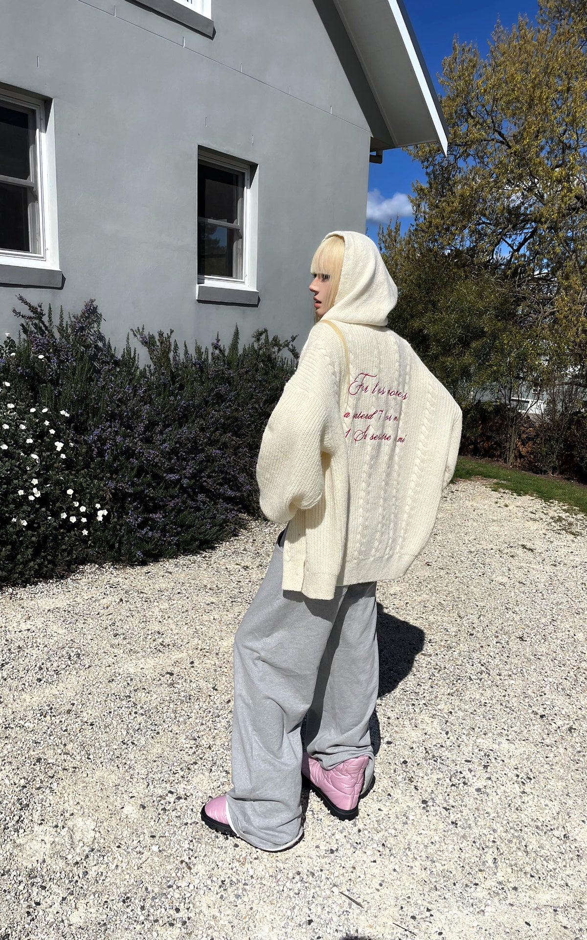 Rase le sol Oversized Cable Knit Embroidered Hooded Cardigan