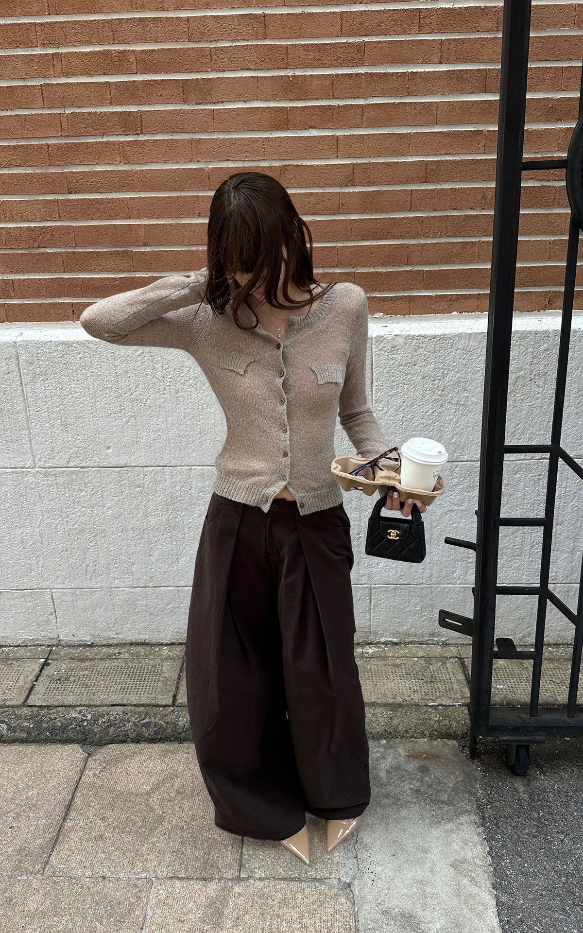 Rase le sol Fitted Button-Up Knit Cardigan